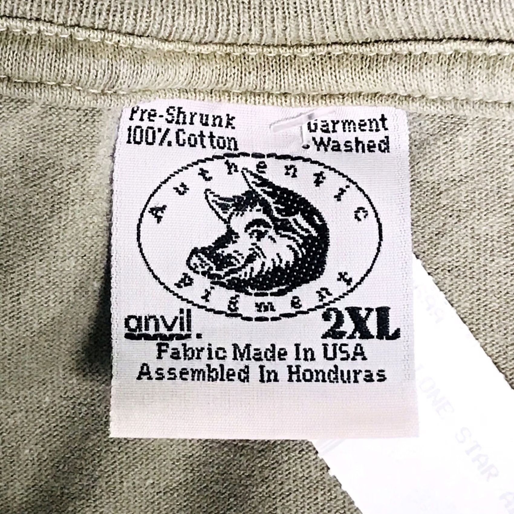Anvil VINTAGE Anvil Men T-Shirt Cowboys Western 2XL Tan Lone Star Dallas Texas Embroidered Burn Rusted Patch Logo Short Sleeve Crew Neck USA Made Mens Size US XXL / EU 58 / 5 - 2 Thumbnail