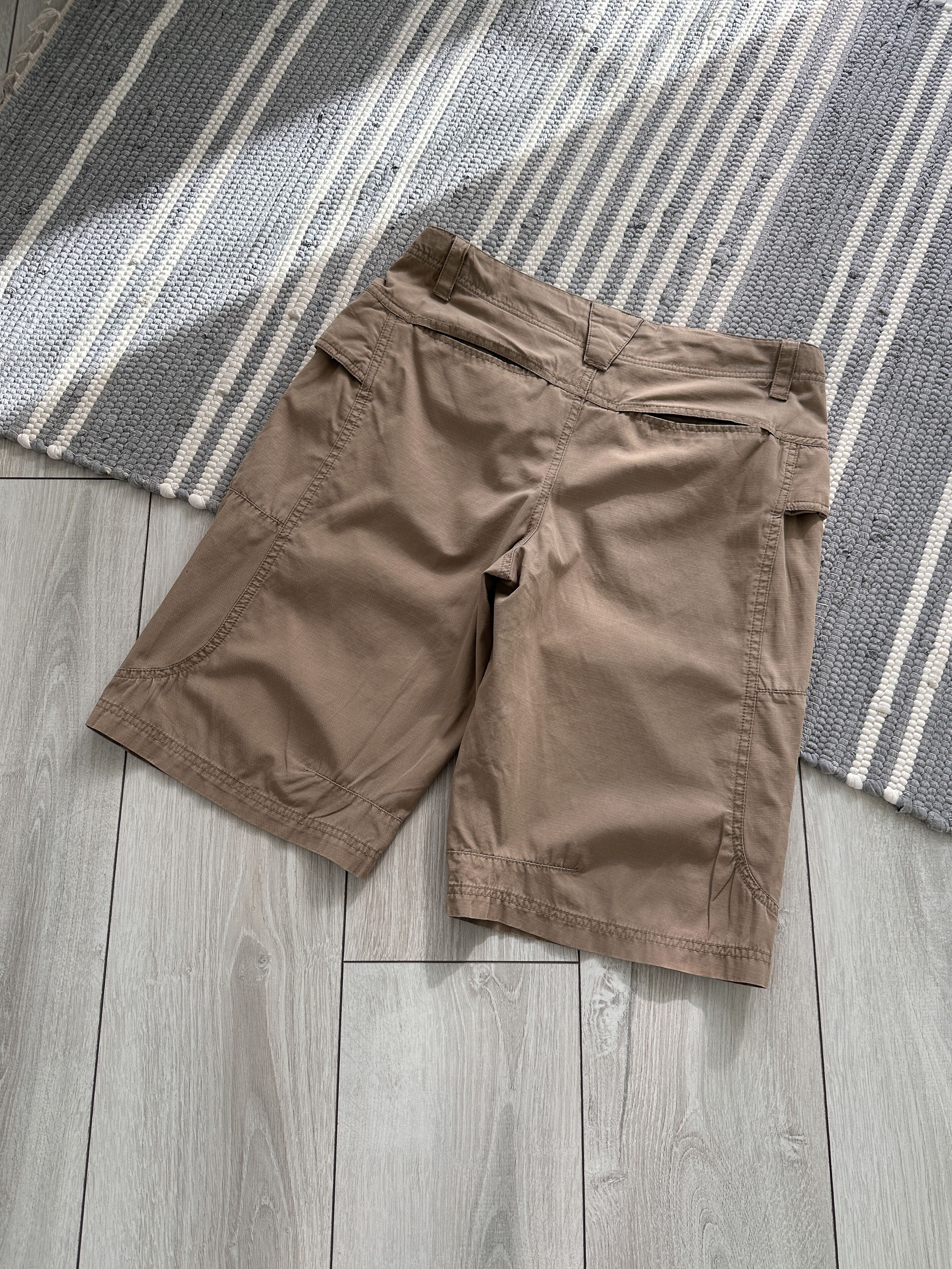 Nike Vintage Nike Beige Cargo Shorts Size US 30 / EU 46 - 2 Thumbnail