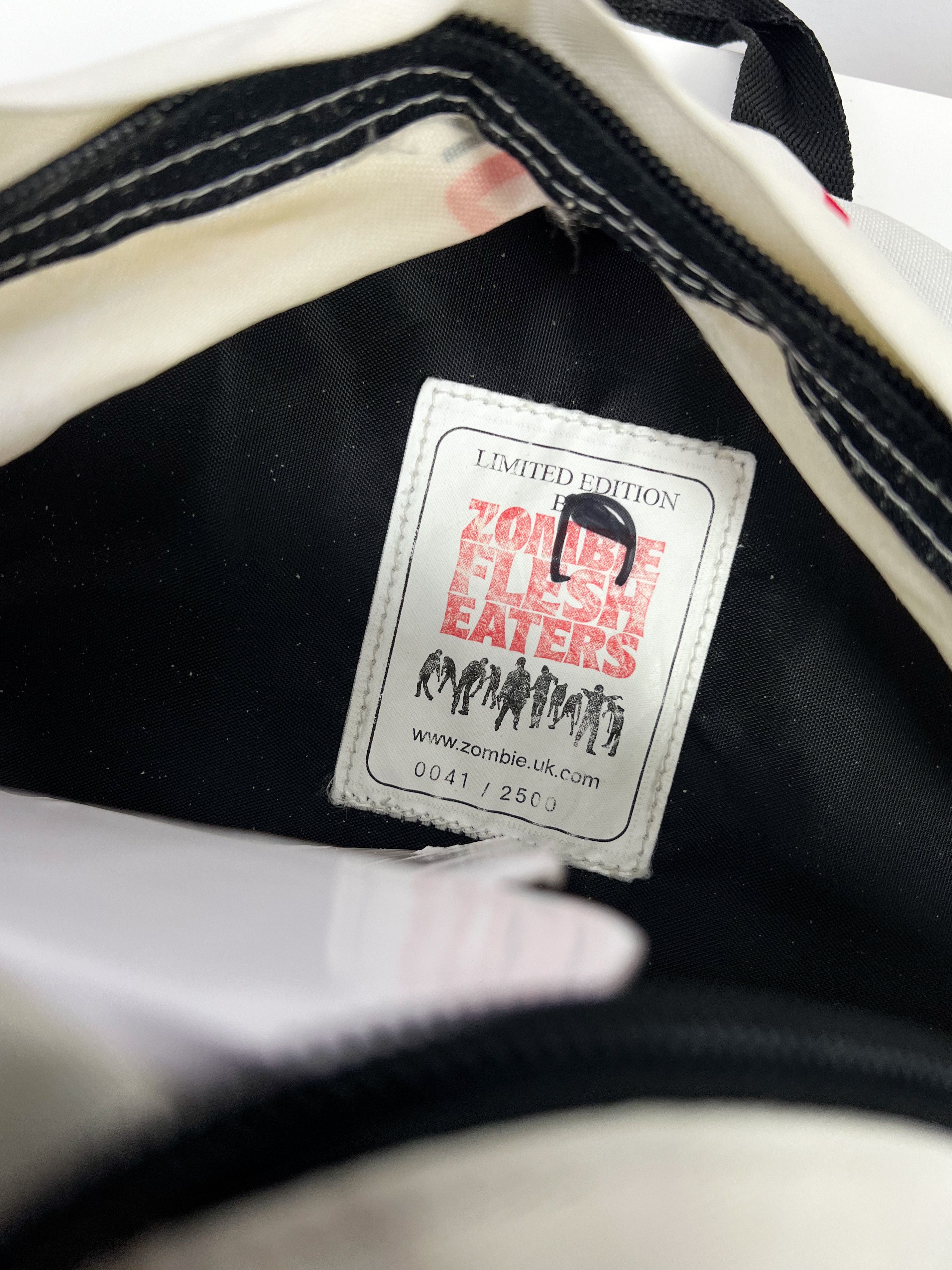 Eastpak EASTPAK x ZOMBIE ATTACK bag Size ONE SIZE - 8 Thumbnail