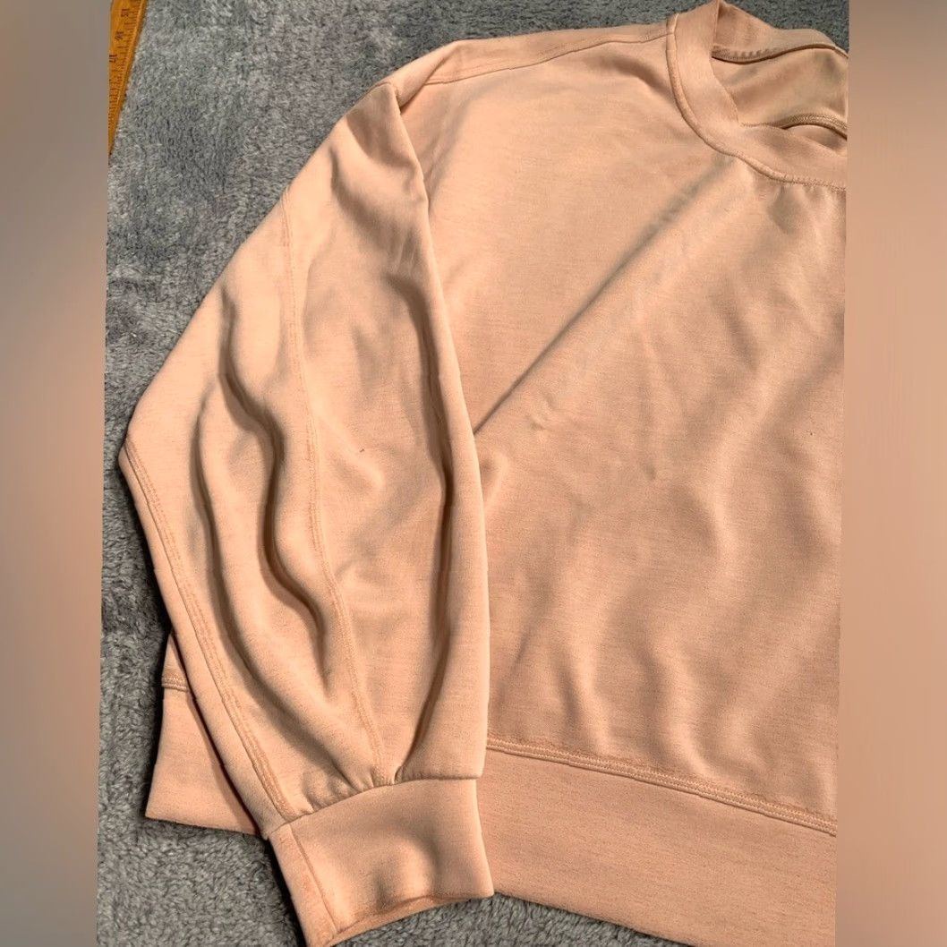Lululemon VINTAGE Lululemon Sweatshirt 18 Women Plus Orange Pullover Crewneck 18 Sweatshirt Women Plus Orange Crewneck Size XXL / US 16-18 / IT 52-54 - 2 Thumbnail