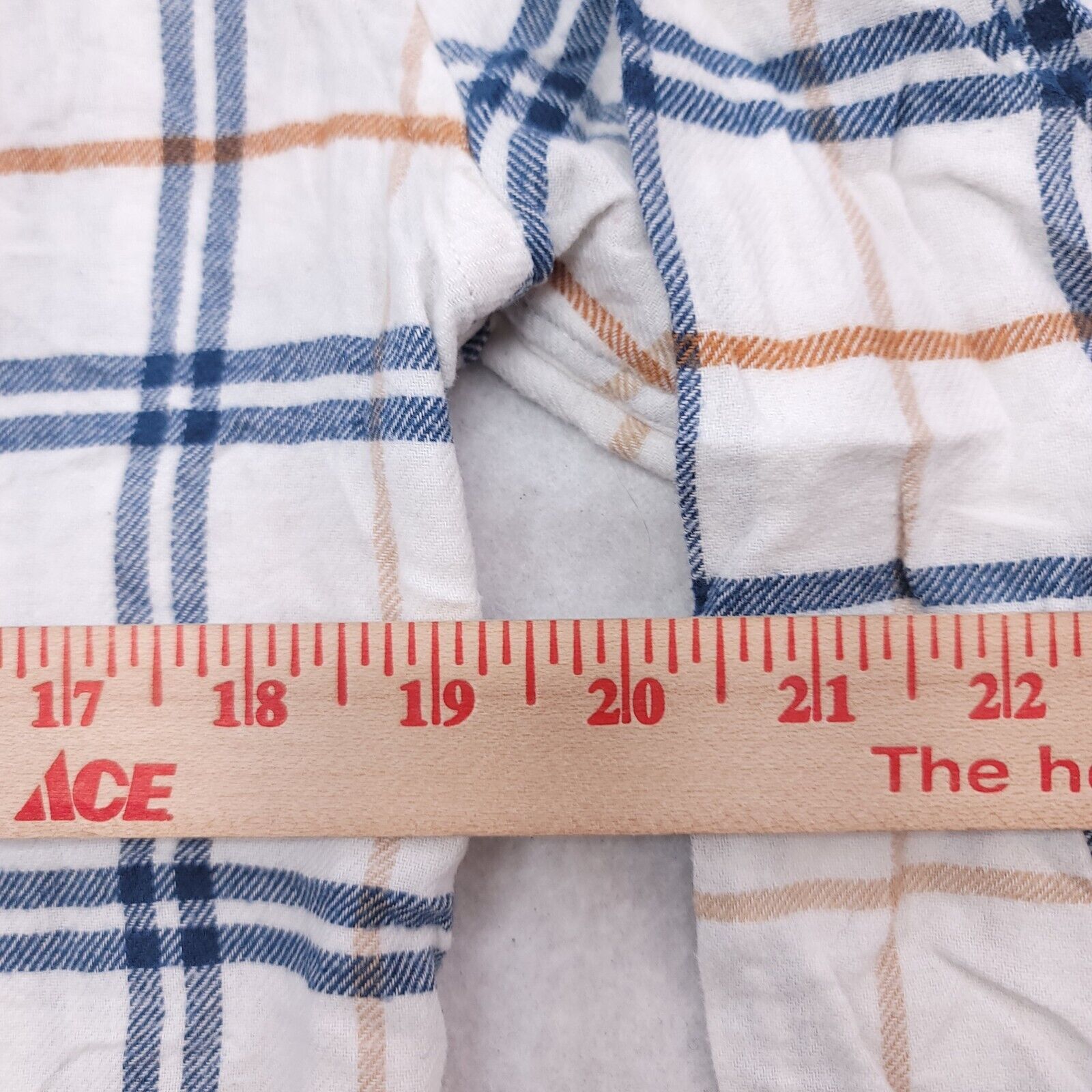 Croft & Barrow Croft & Barrow Windowpane Flannel Shirt Mens Size M White Size US M / EU 48-50 / 2 - 8 Thumbnail