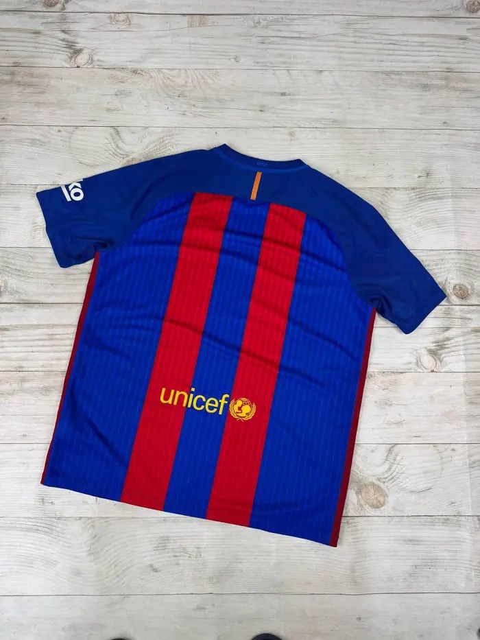 Nike Nike FC Barcelona 2016 2017 Home Shirt Soccer Jersey Size US XL / EU 56 / 4 - 10 Thumbnail