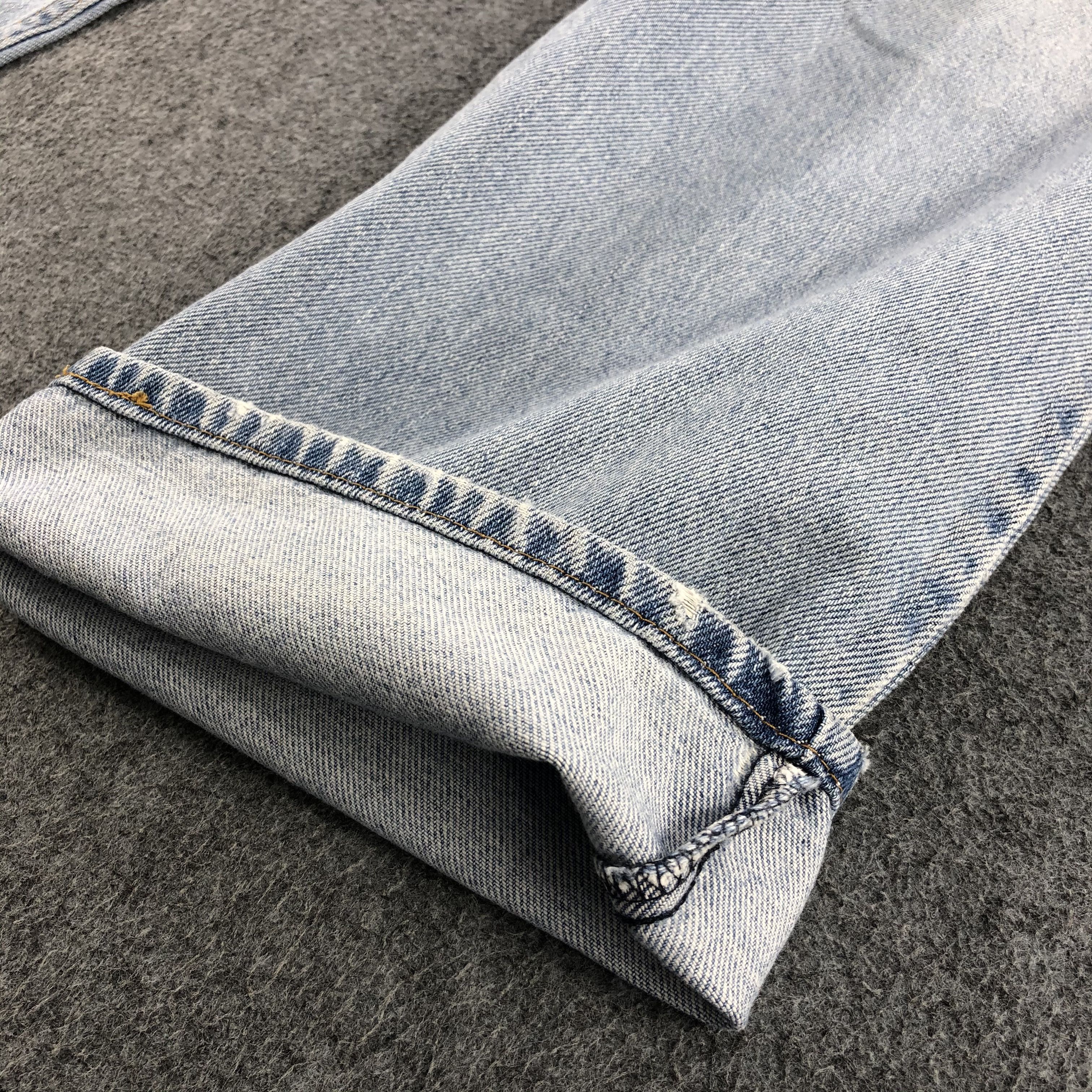 Levi's Vintage Levis Jeans Lot 550 Light Wash Denim-J963 Size US 39 - 7 Thumbnail