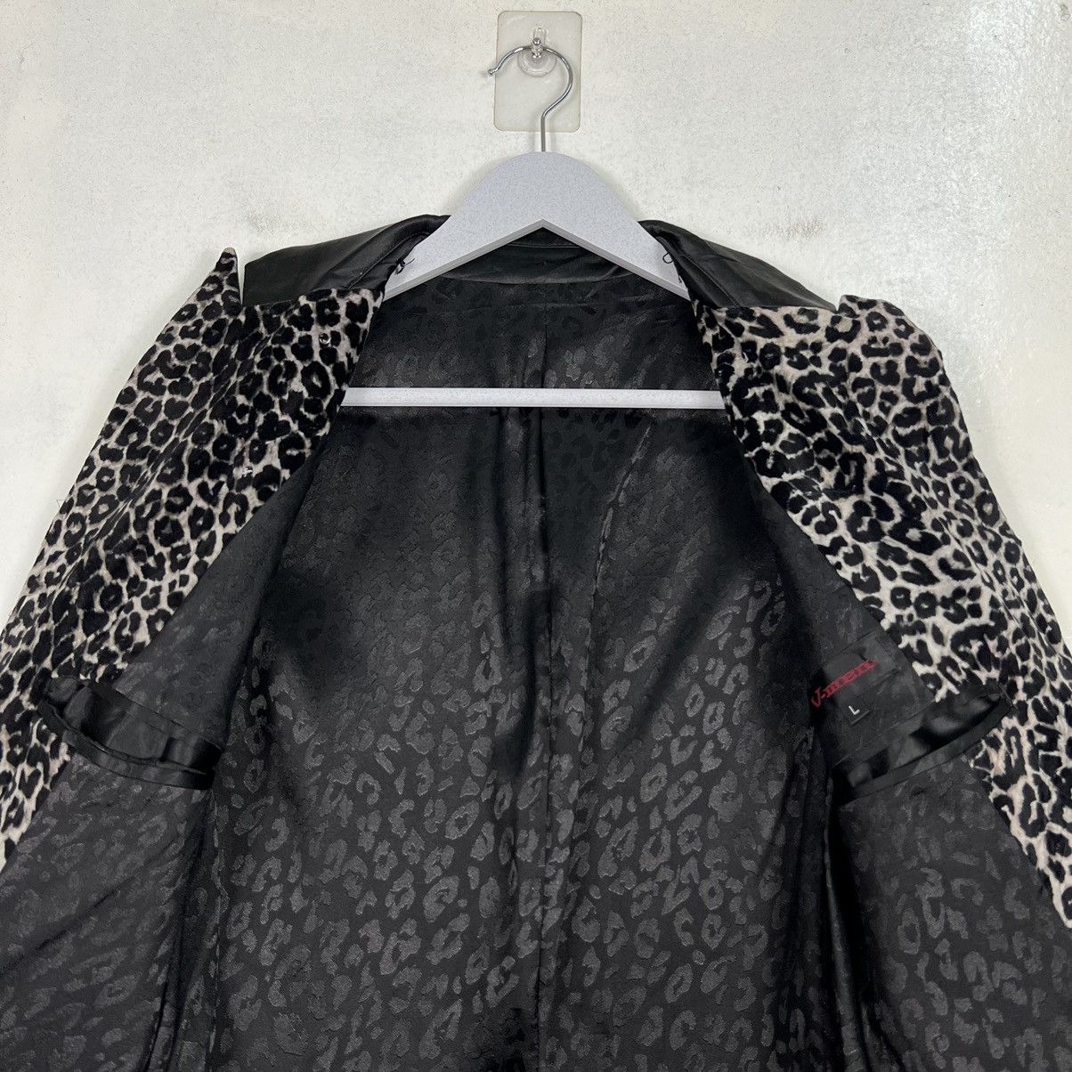 Japanese Brand 🔥 V MEN LEOPARD BLAZER JACKET Size US S / EU 44-46 / 1 - 12 Thumbnail