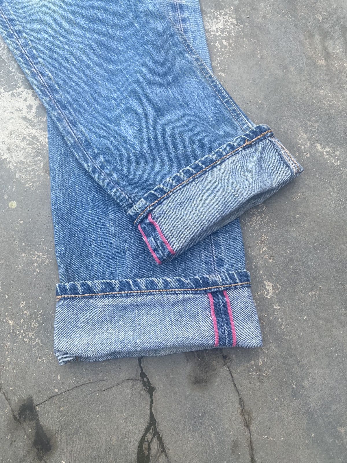 Fiorucci FIORUCCI Distressed Selvedge Jeans Size 27" / US 4 / IT 40 - 2 Thumbnail
