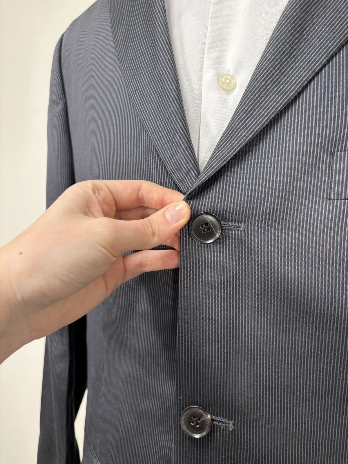 Hugo Boss Hugo Boss Rossellini/Movie Men’s 2-Piece Gray Silk Suit Size 40R - 6 Thumbnail