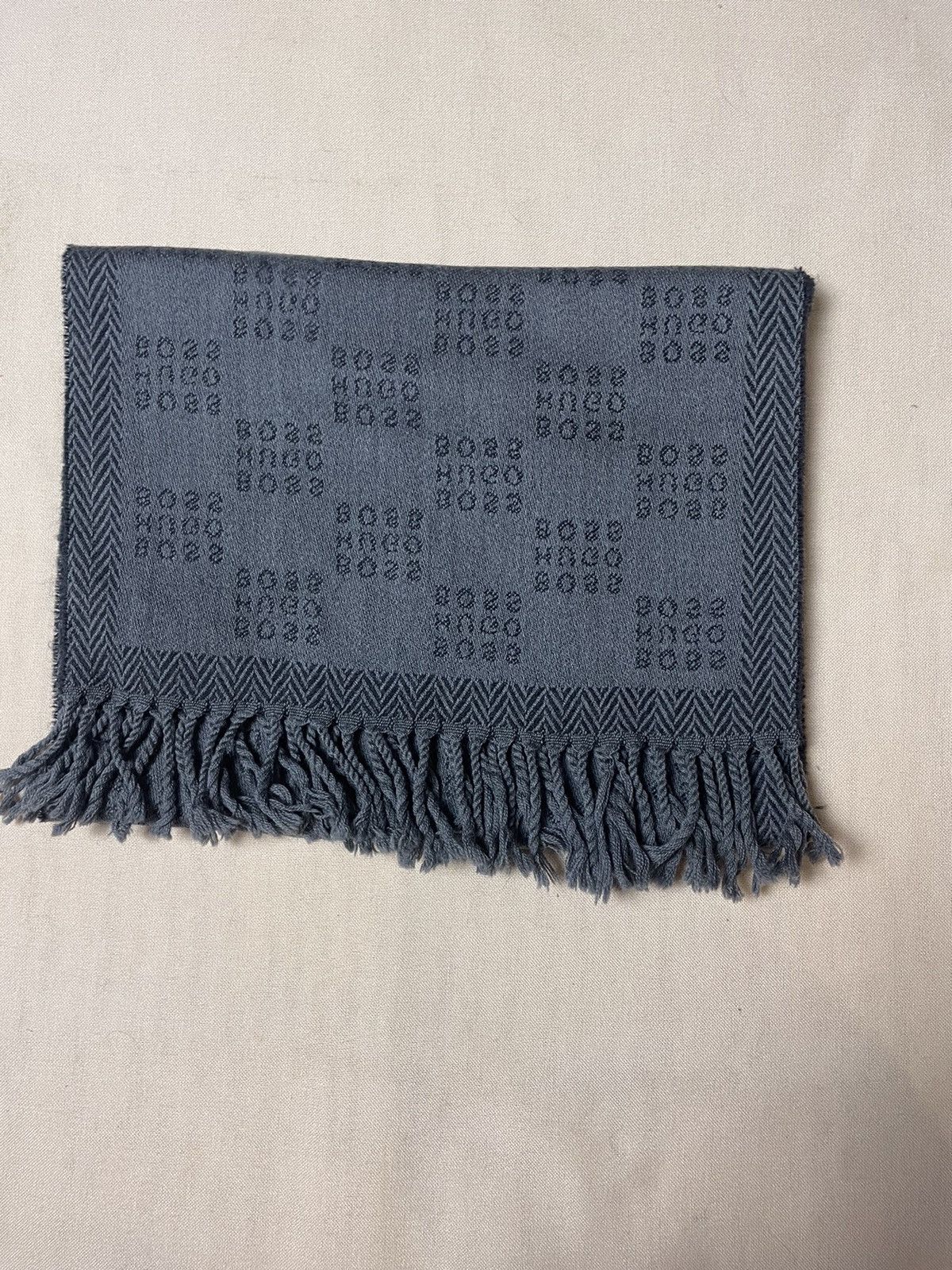 Hugo Boss Hugo Boss wool gray logo scarf Size ONE SIZE - 9 Thumbnail
