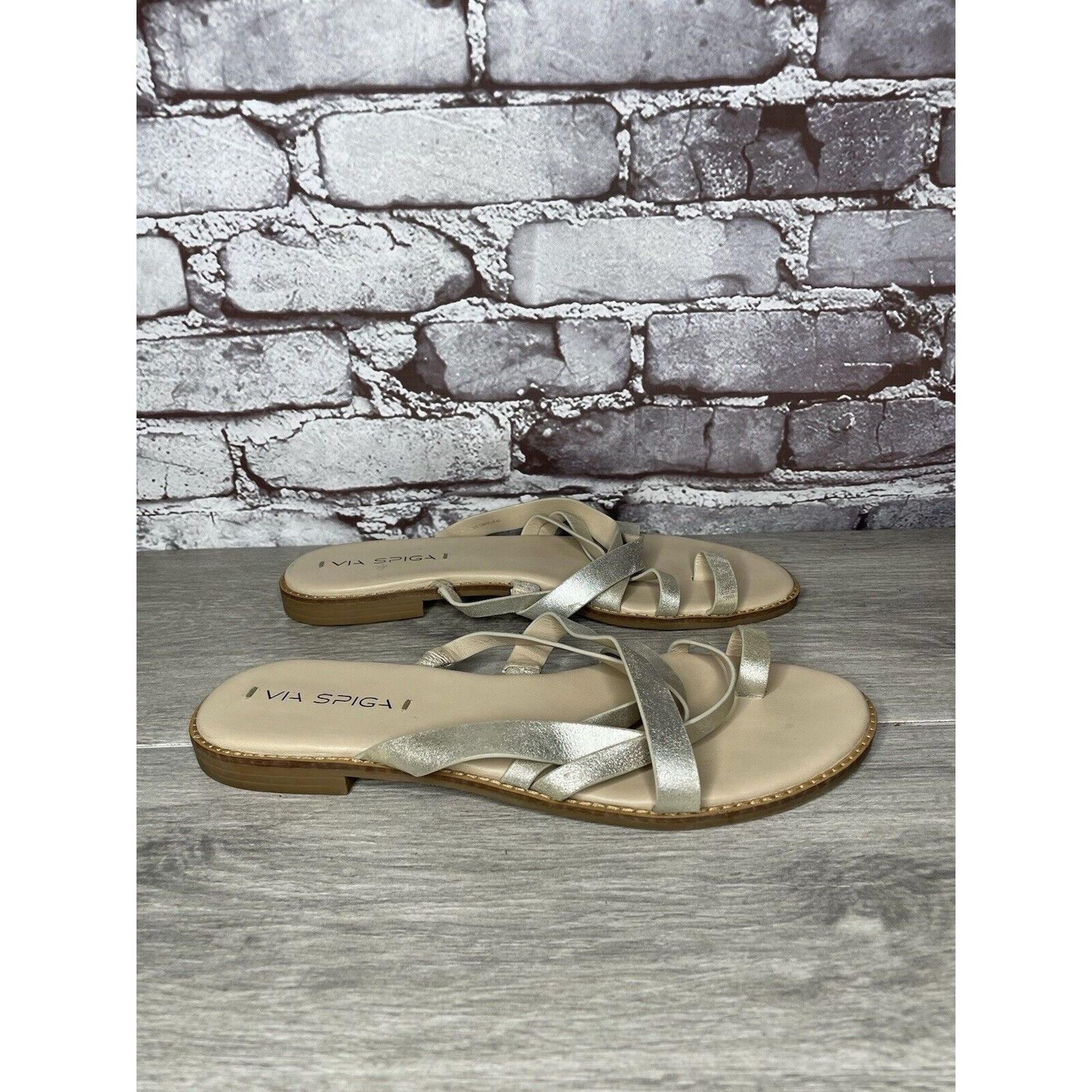 Other Via Spiga Metallic Silver Leather Toe Post Slides Sandals Wo Size US 10 / IT 40 - 3 Thumbnail
