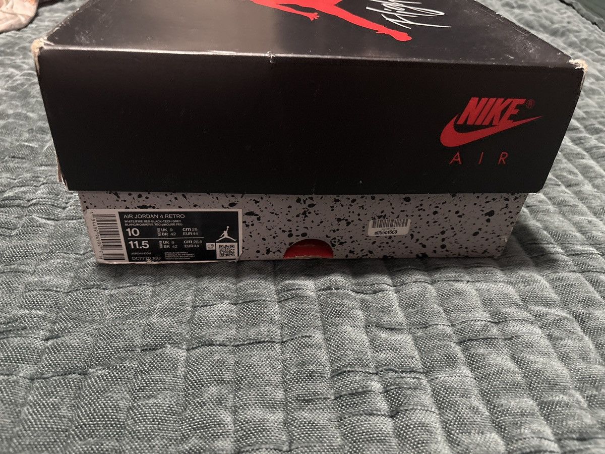 Jordan Brand Air Jordan 4 Fire Red Size US 10 / EU 43 - 7 Thumbnail