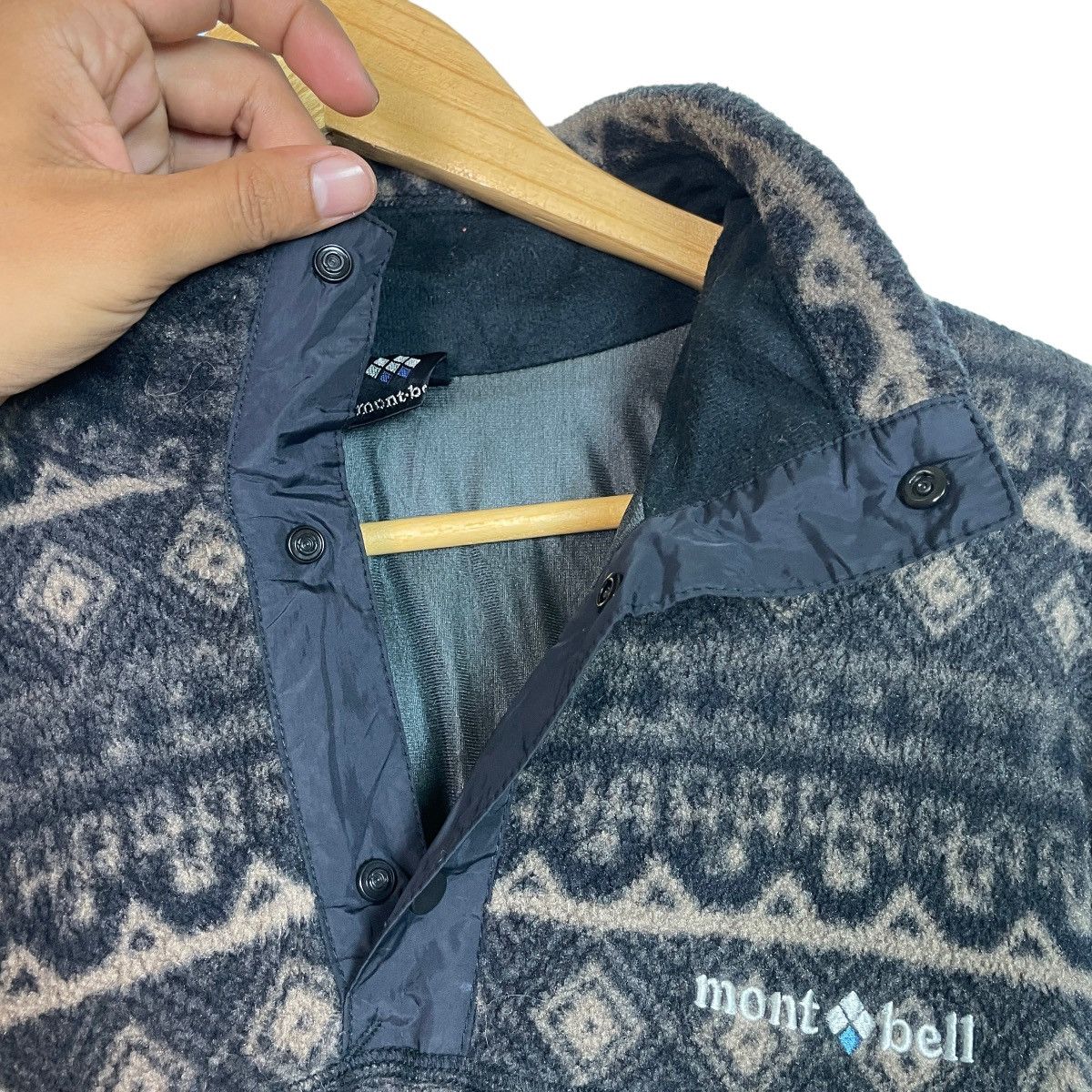 Montbell Montbell Navajo Climaplus Gore Wind Stopper Size US M / EU 48-50 / 2 - 12 Thumbnail