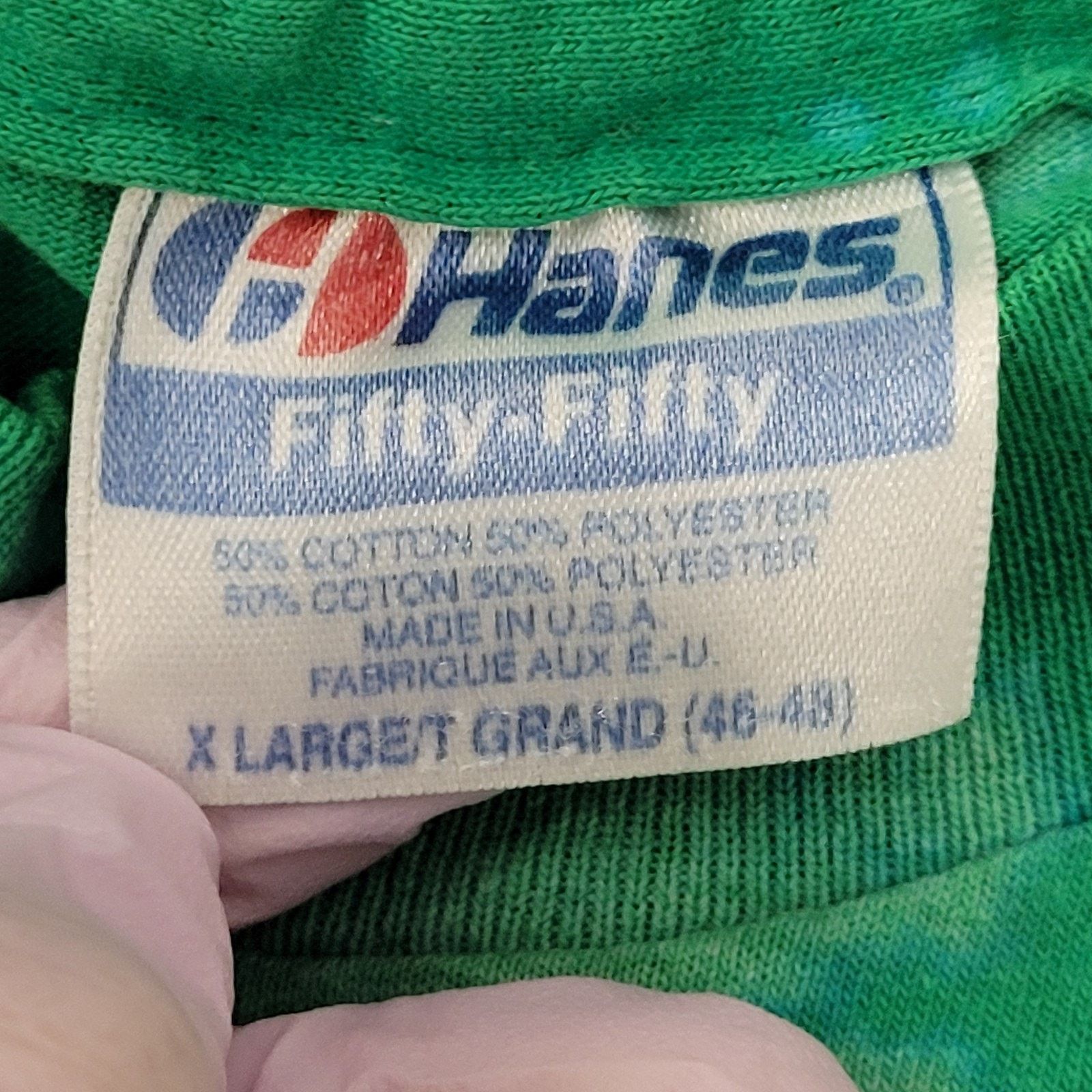 Hanes VTG Bull Worldwide-Information-Systems Shirt L/XL 23x26 USA Size US XL / EU 56 / 4 - 12 Thumbnail