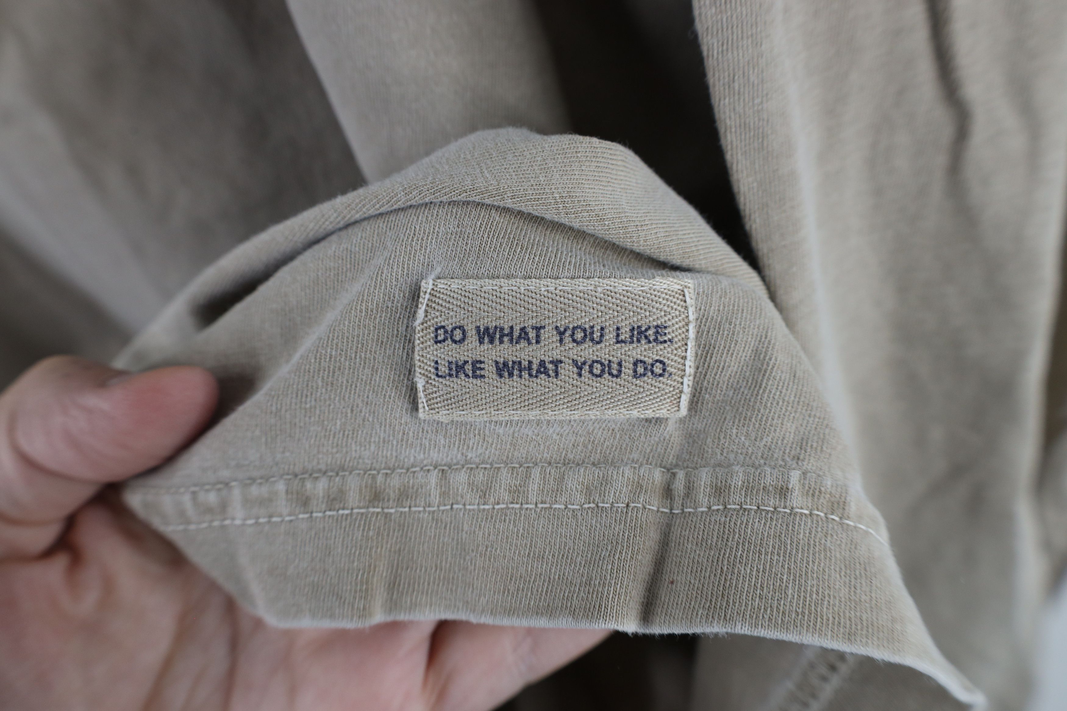 Life is Good × Vintage Vintage Life Is Good Who Wander Are Lost Long Sleeve T-Shirt Size US L / EU 52-54 / 3 - 7 Thumbnail
