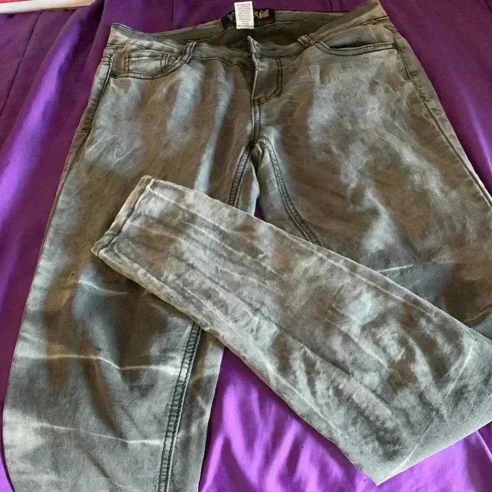 Designer Black acid wash jeans Size 30" / US 8 / IT 44 - 2 Thumbnail