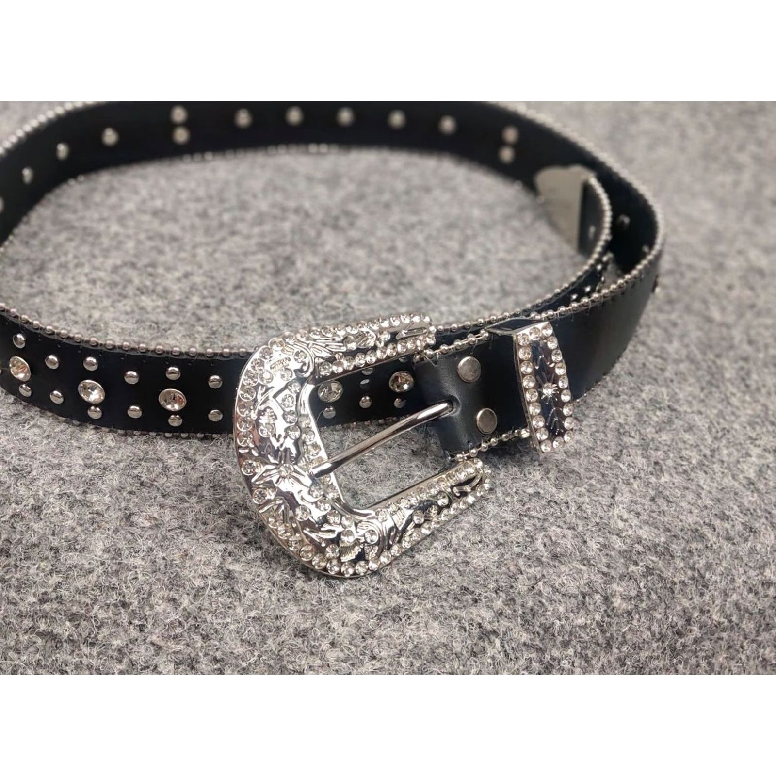Vintage Vintage BB. Simon Style Belt Black Leather Y2K Men Belt One Size XS Black Leather Studded Buckle Rhinestone Vintage 90s Hip Hop Western Belt Mens Size ONE SIZE - 3 Thumbnail