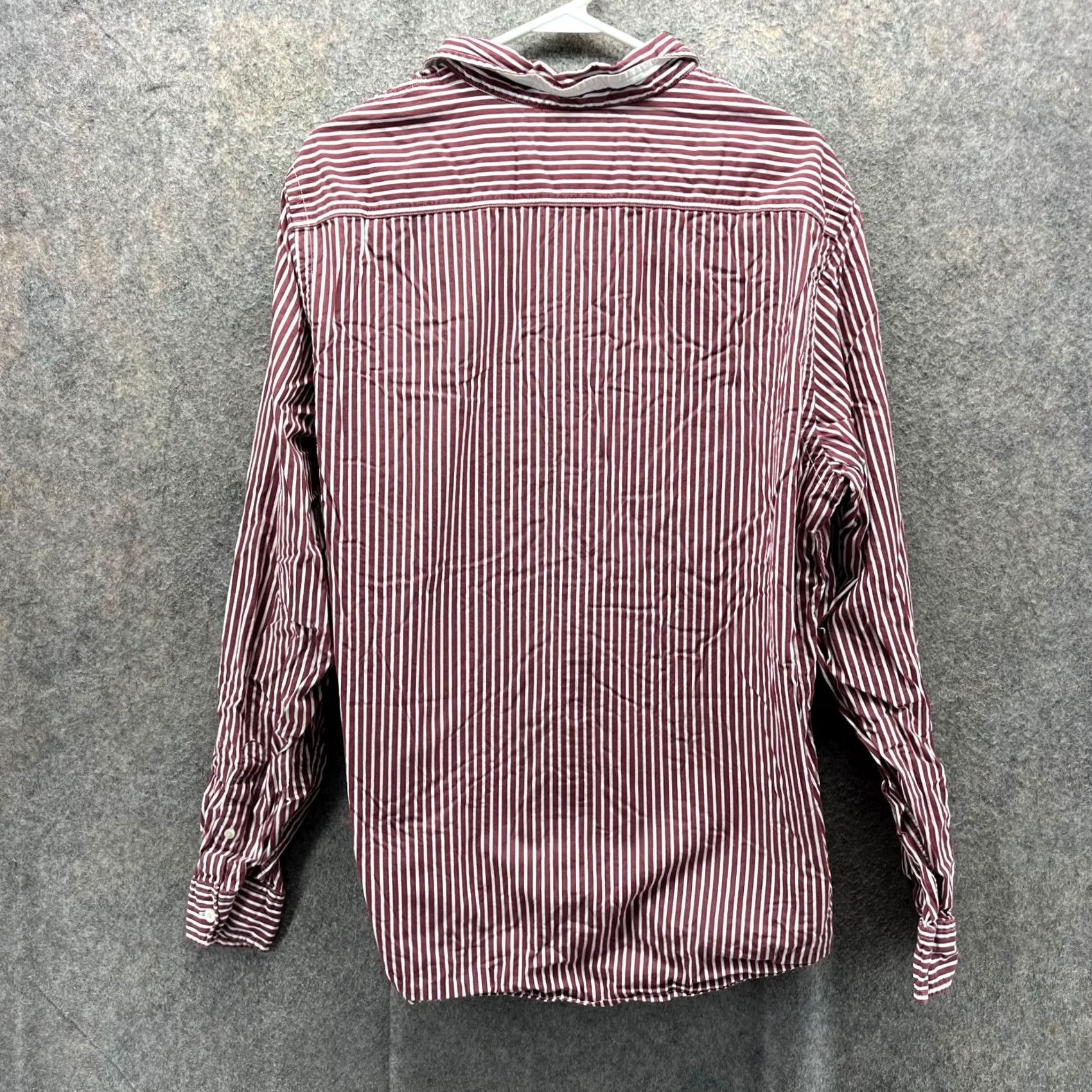 American Eagle Outfitters VINTAGE American Eagle Outfitters Shirt Men XL Red White Stripes Oxford Pocket Button-Down Collared Long Sleeve Size US XL / EU 56 / 4 - 2 Thumbnail