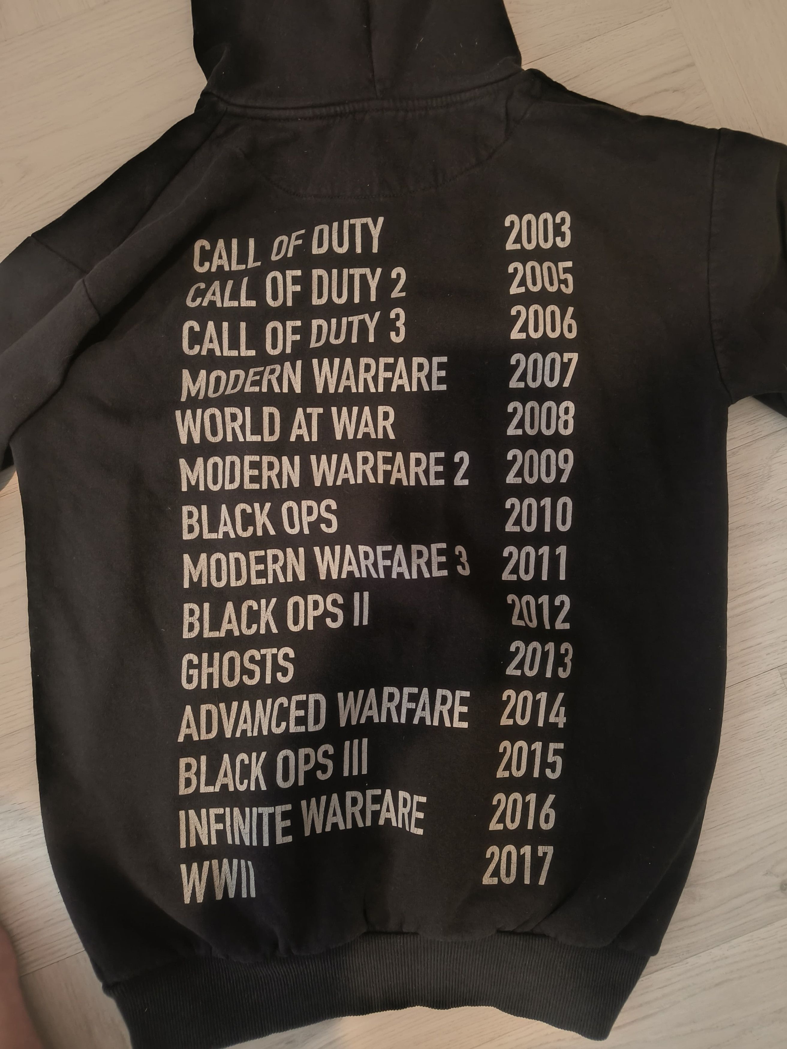 Vintage Call of Duty official hoodie Size US M / EU 48-50 / 2 - 4 Thumbnail