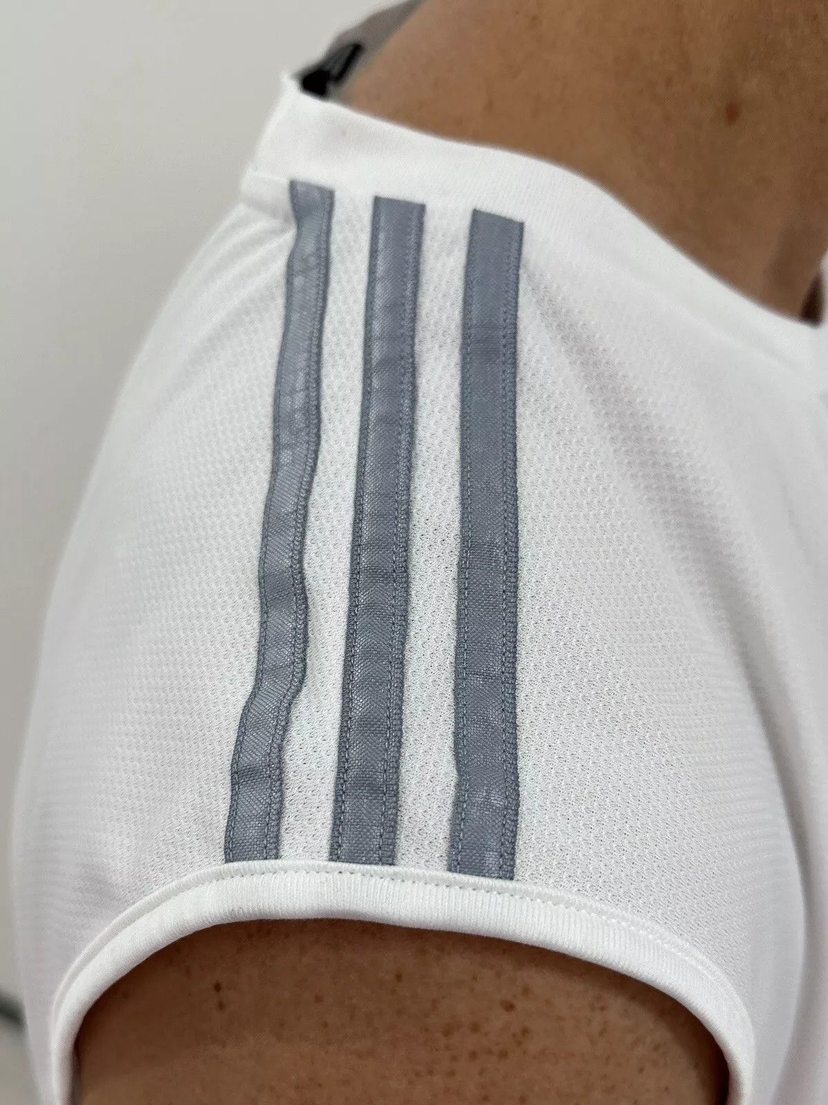 Adidas × Vintage Vintage Adidas 2000s Y2K Top Sleeveles Predator Beckham Size US XXL / EU 58 / 5 - 6 Thumbnail