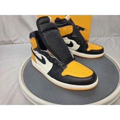 Jordan Brand Nike Air Jordan 1 High OG Taxi Yellow Toe Men’s Size 12 5550 Size US 12 / EU 45 - 1 Thumbnail