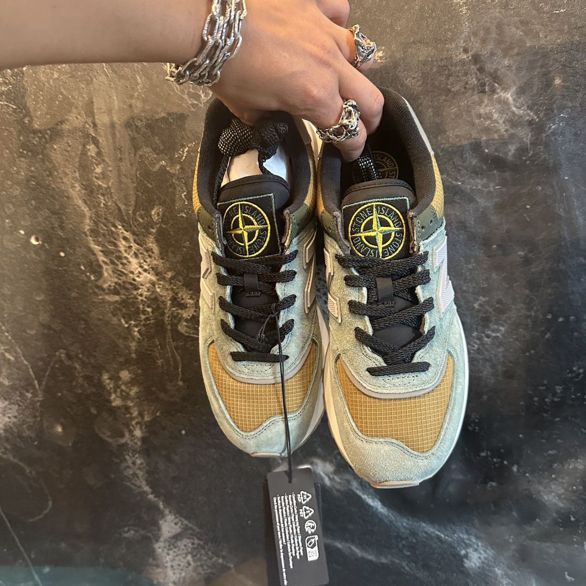 New Balance × Stone Island Stone Island x New Balance 574 Legacy Size US 8.5 / IT 38.5 - 7 Thumbnail