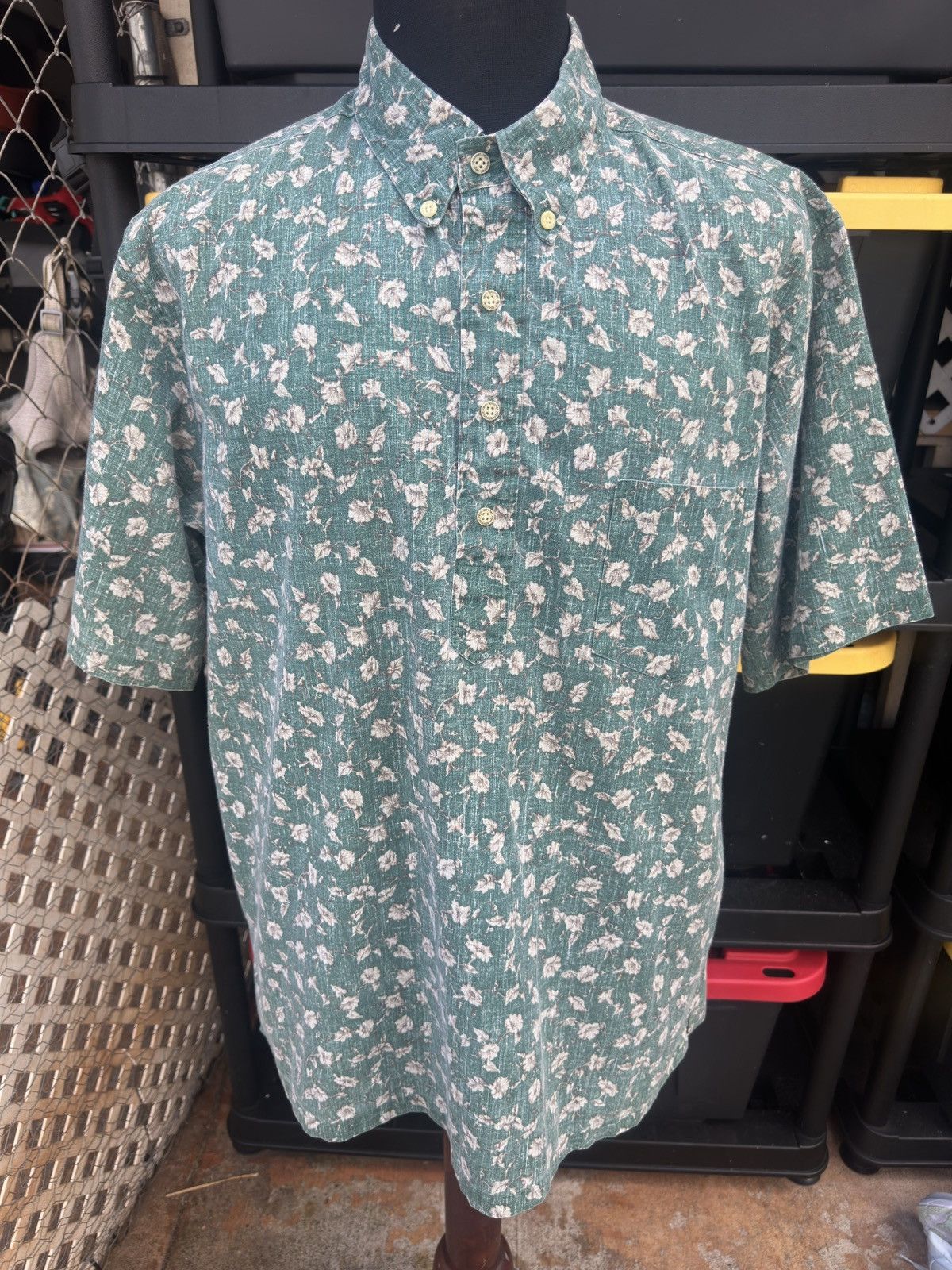 PreOwned Reyn Spooner Classic Hawaiian Print Green Men's XL