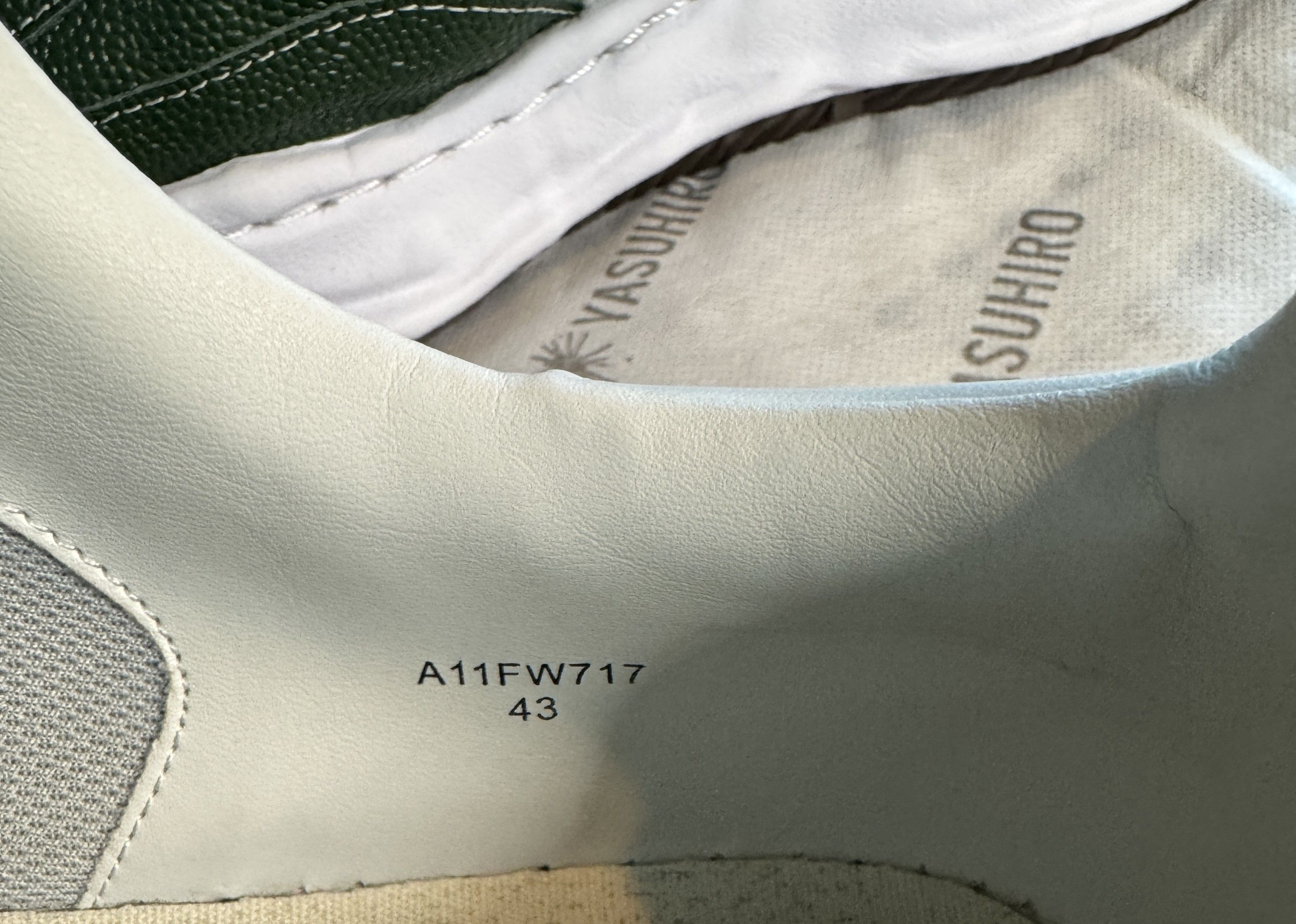 Maison MIHARA YASUHIRO MAISON MIHARA YASUHIRO MMY BLAKEY PEBBLE LEATHER GREEN SZ 43 Size US 10 / EU 43 - 10 Thumbnail
