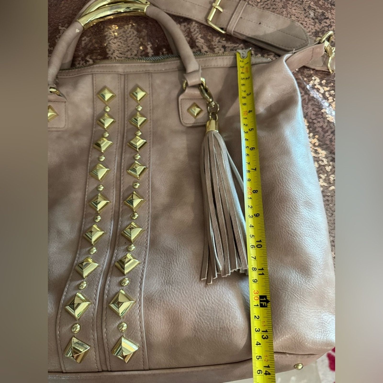 Steve Madden STEVE MADDEN🌟 Mauve with Gold Studs, Oversized Shoulder Bag Size ONE SIZE - 11 Thumbnail