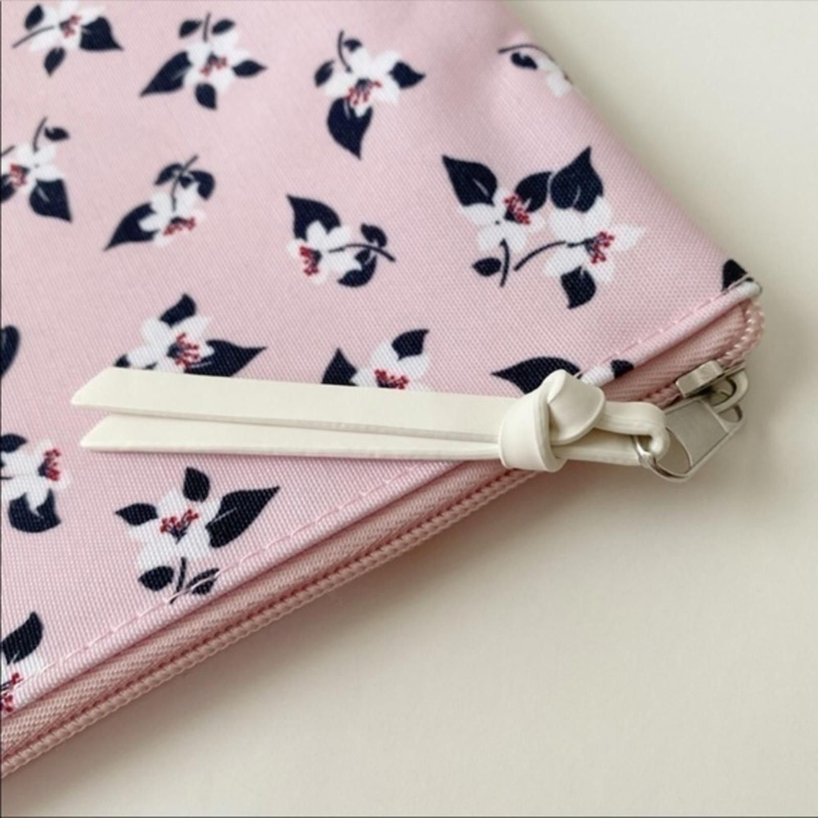 Kate Spade Kate Spade Floral Pouch NWT Size ONE SIZE - 5 Thumbnail
