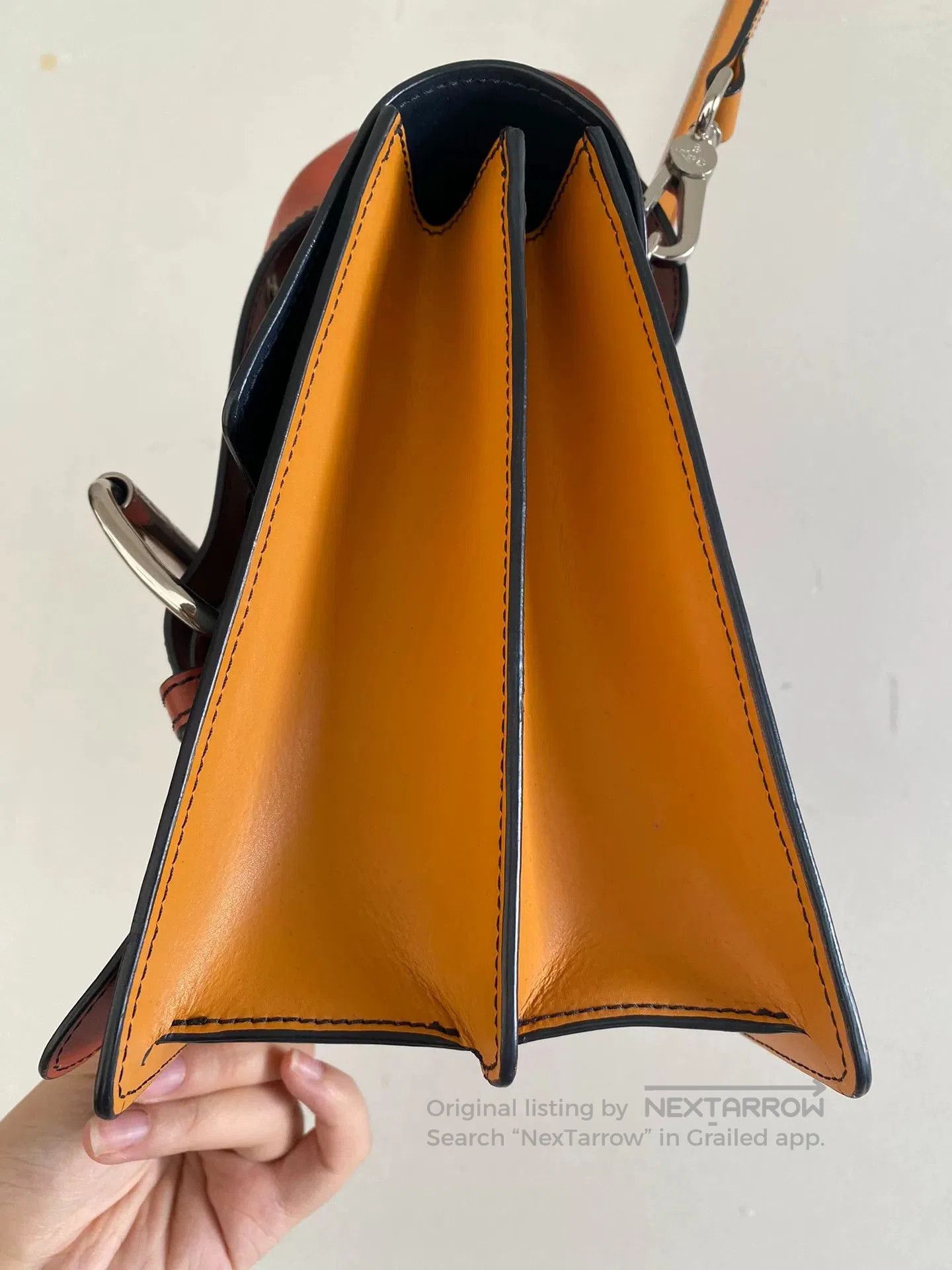 Vivienne Westwood Vivienne Westwood Saturn Buckle Hand Crossbody Bag. Size ONE SIZE - 4 Thumbnail