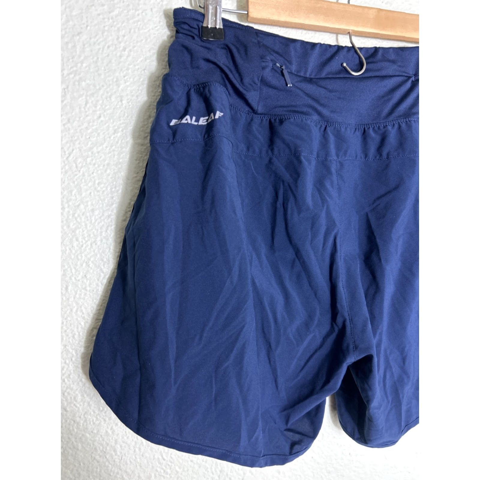 Vintage Baleaf Mens Athletic Shorts Navy Blue Pockets Polyester 32X5 M Regular Size US 31 - 7 Thumbnail