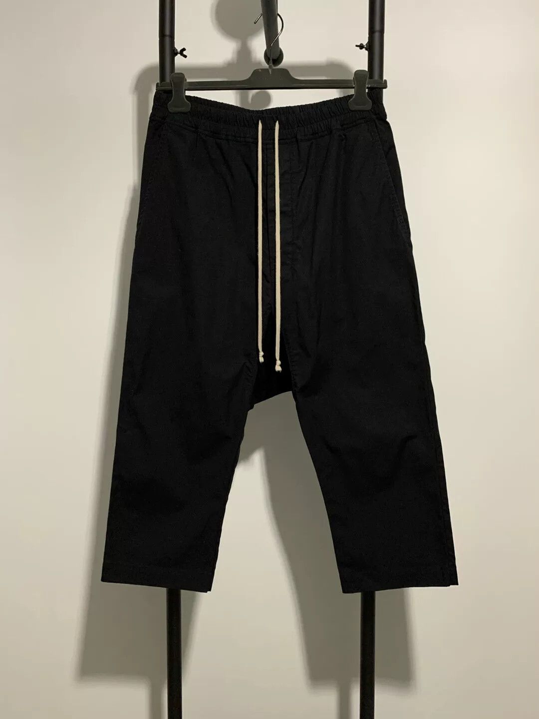 Rick Owens rick owens cropped cotton pants Size US 34 / EU 50 - 1 Thumbnail