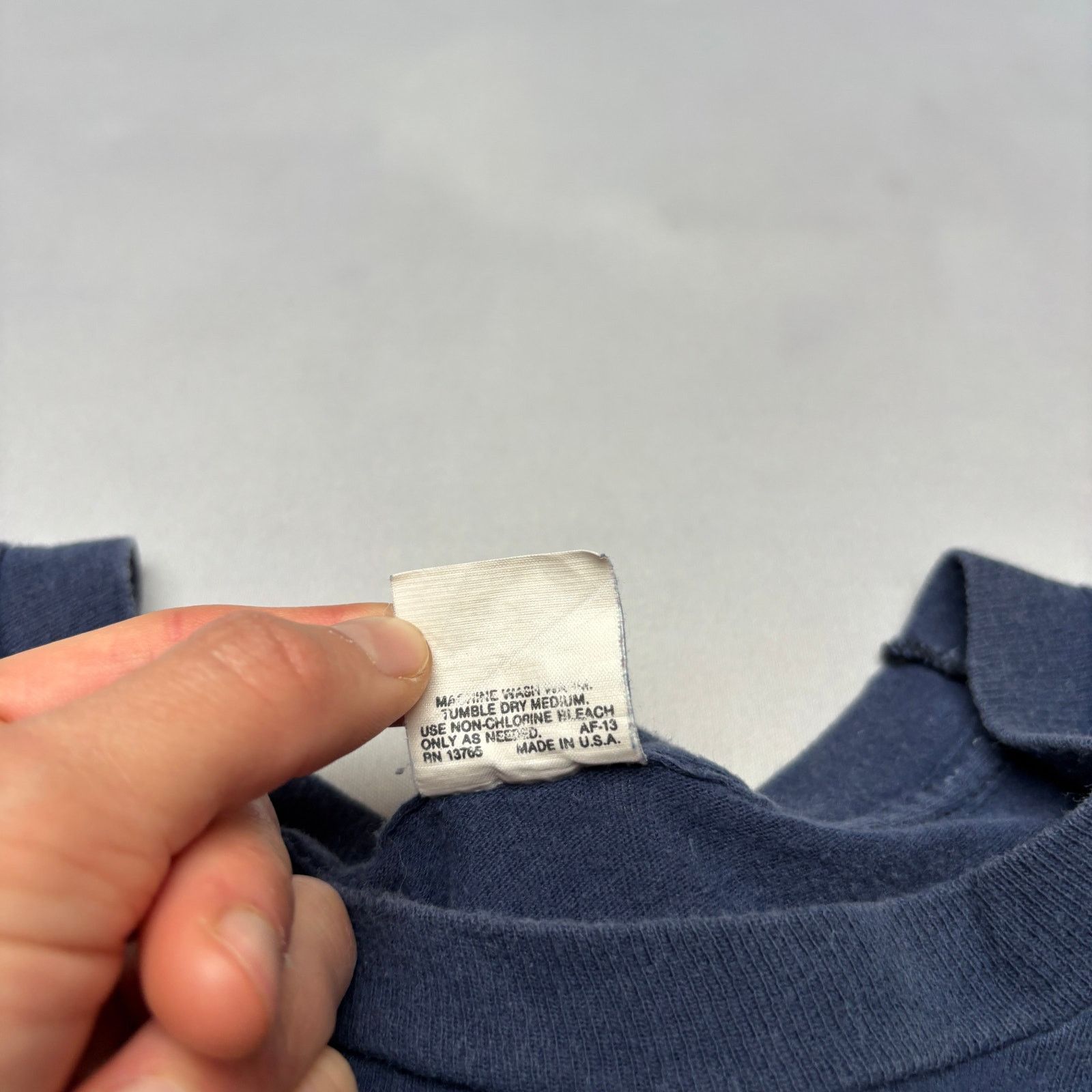 Fruit Of The Loom × Vintage VTG 90s Fruit of the Loom Selvedge Pocket Shirt Men's XL Size US XL / EU 56 / 4 - 8 Thumbnail