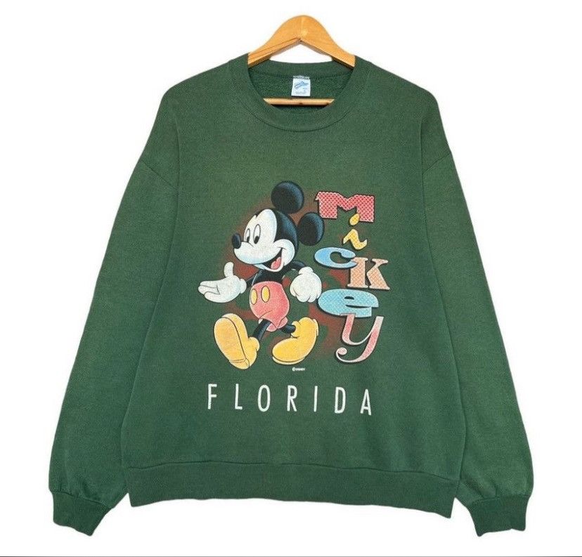 Vintage Vintage 90s Mickey Mouse Forest Green Sweatshirt Size Large Size US L / EU 52-54 / 3 - 1 Thumbnail