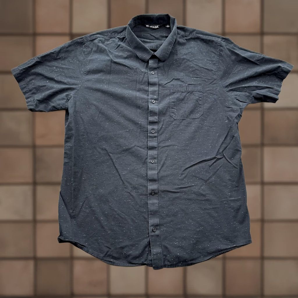 TravisMathew Travis Mathew Short Sleeve Button-Up Shirt - 2XL Black Speckled Cotton Size US XXL / EU 58 / 5 - 1 Thumbnail