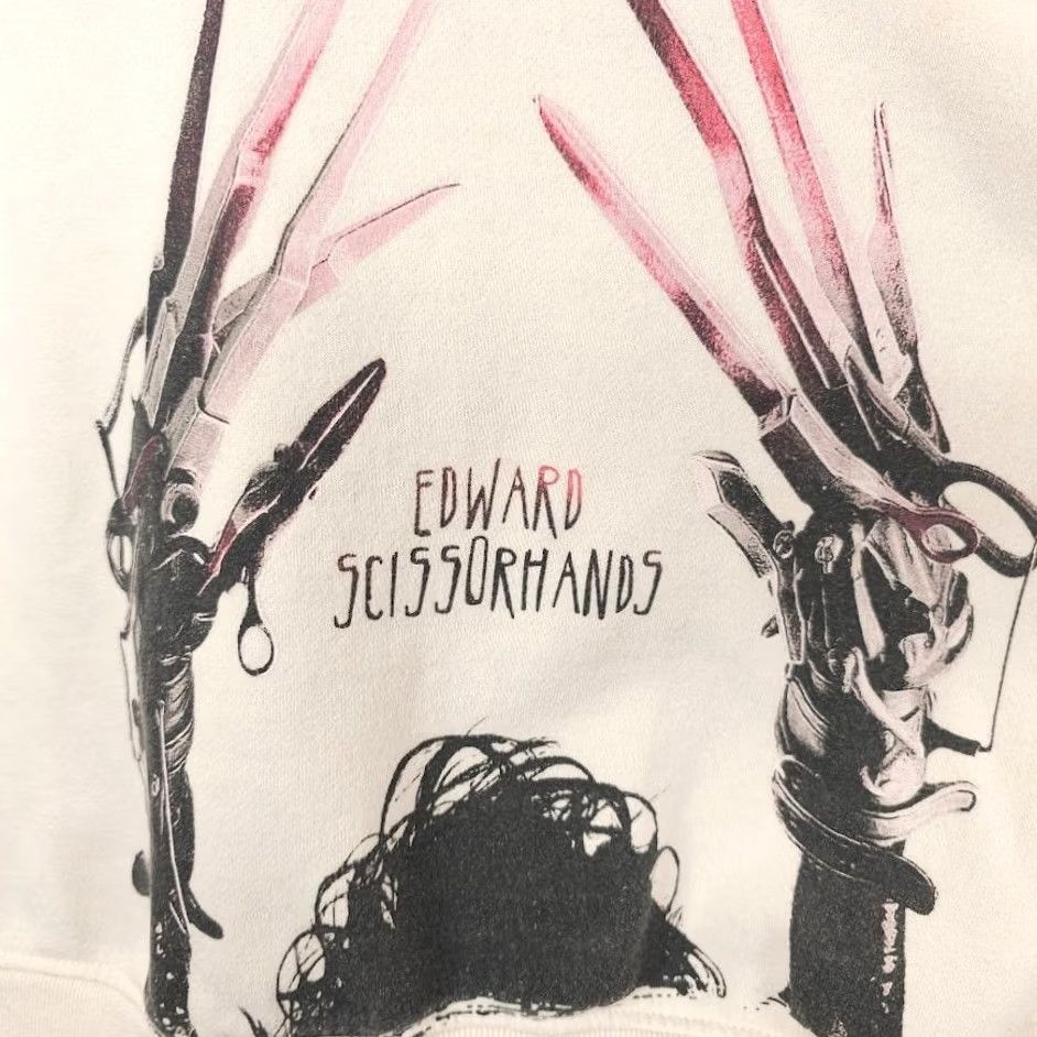 Vintage Edward Scissorhands Sweatshirt Womens Size Medium Cream Tim Burton Movie Crew Neck Pullover Vintage? No Size M / US 6-8 / IT 42-44 - 3 Thumbnail