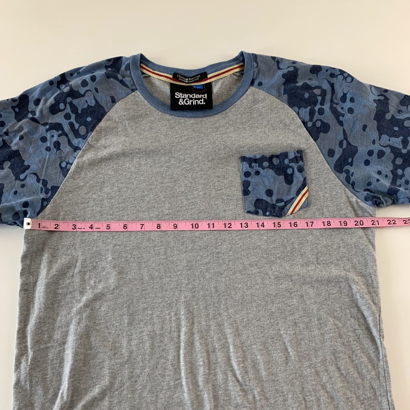 Vintage Standard & Grind T-Shirt Short Sleeve Camo Pocket Gray Blue Mens XL Size US XL / EU 56 / 4 - 3 Thumbnail