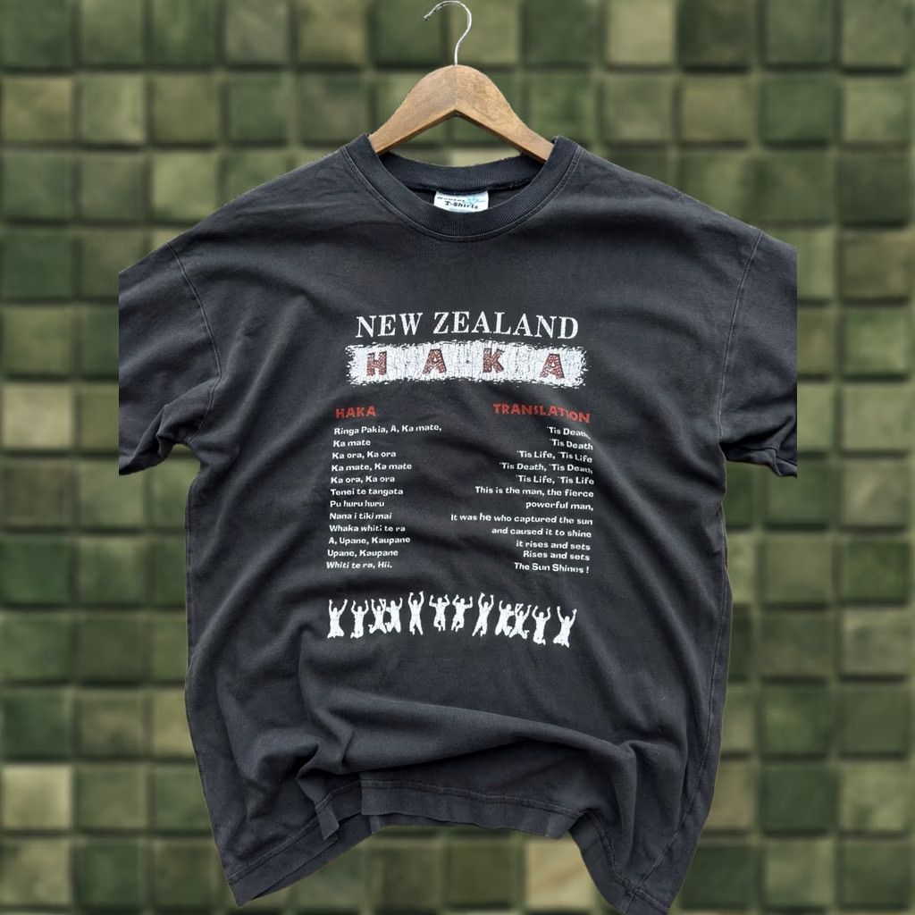 Vintage VINTAGE 90s T-Shirt New Zealand NZ Haka Translation Merch Black L Men Shirt Mens Size US L / EU 52-54 / 3 - 1 Thumbnail