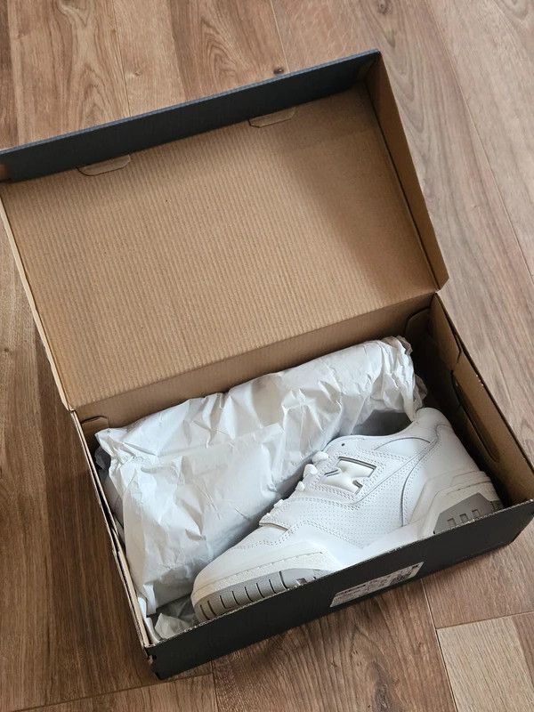 New Balance New Balance 550 41.5 Size US 8 / EU 41 - 4 Thumbnail