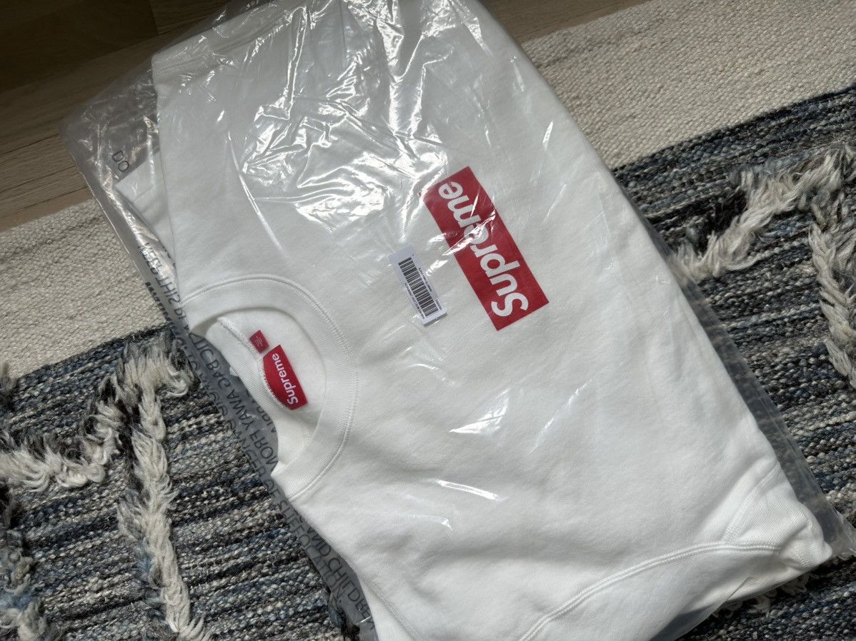 Supreme Supreme Washed Box Logo (Red on White) sz L Size US L / EU 52-54 / 3 - 2 Thumbnail