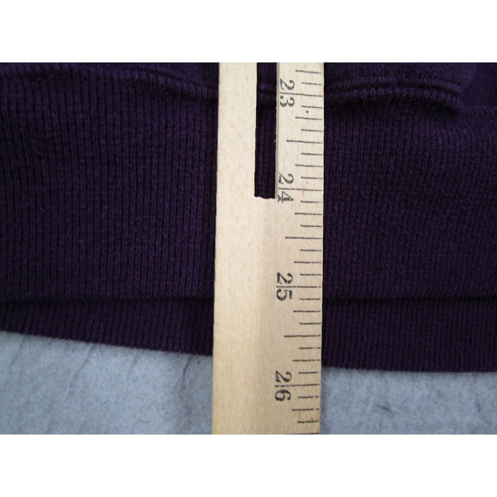 Jerzees VINTAGE Jerzees Sweatshirt Mens 2XL Purple Tropicana Las Vegas Super Sweats USA Sweatshirt Purple Las Vegas Tropicana Embroidered Logo 2XL Mens Size US XXL / EU 58 / 5 - 7 Thumbnail