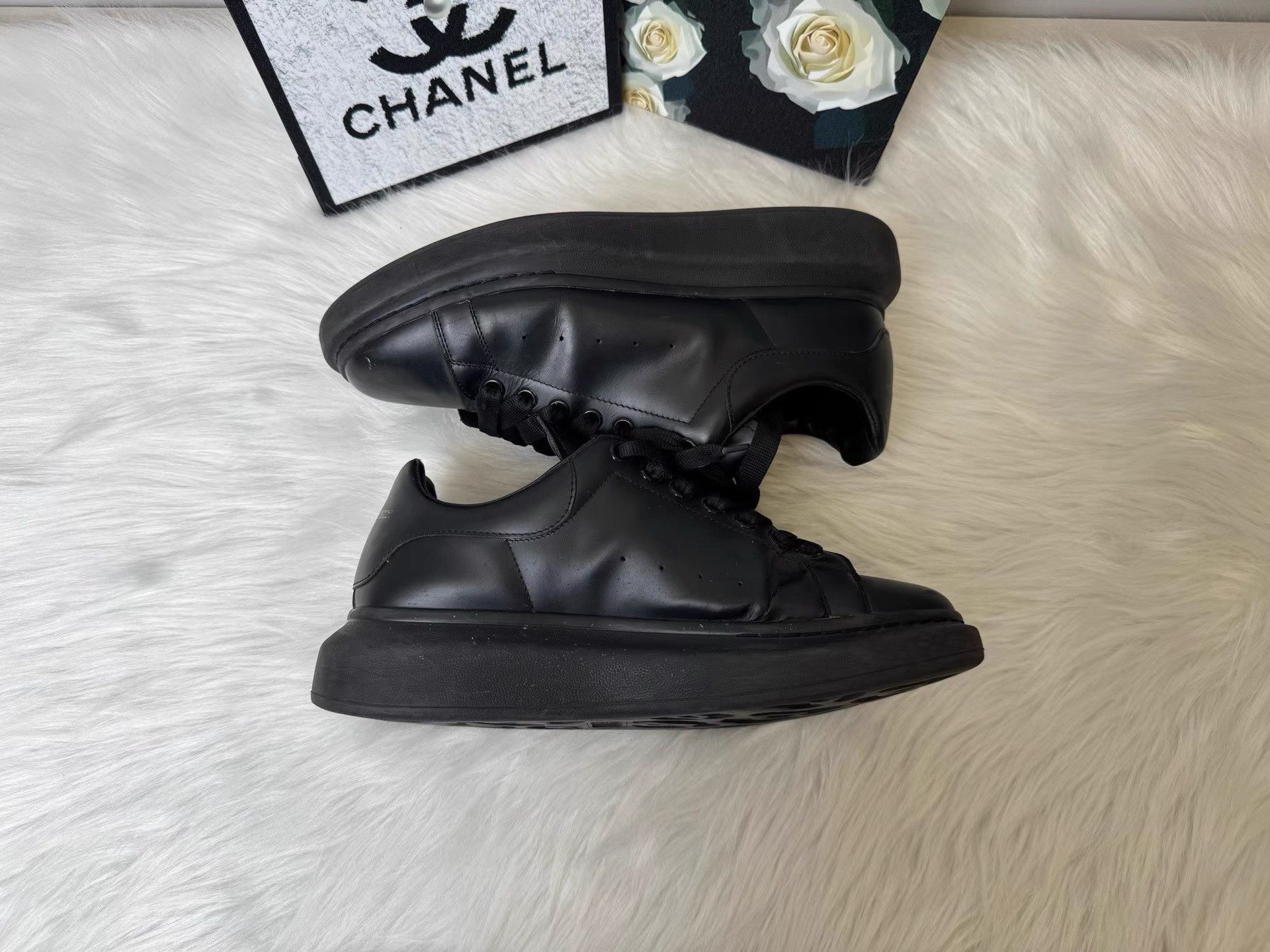 Alexander McQueen Alexander McQueen Black Low-Top Platform Shoes K36 Size US 9 / EU 42 - 6 Thumbnail