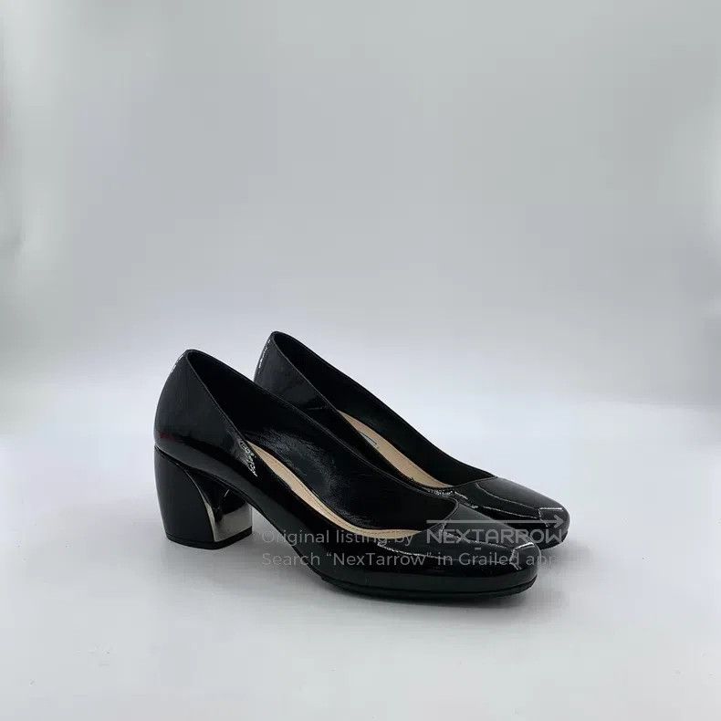 Prada Prada Black patent leather round toe thick heel high heels Size US 7.5 / IT 37.5 - 2 Thumbnail