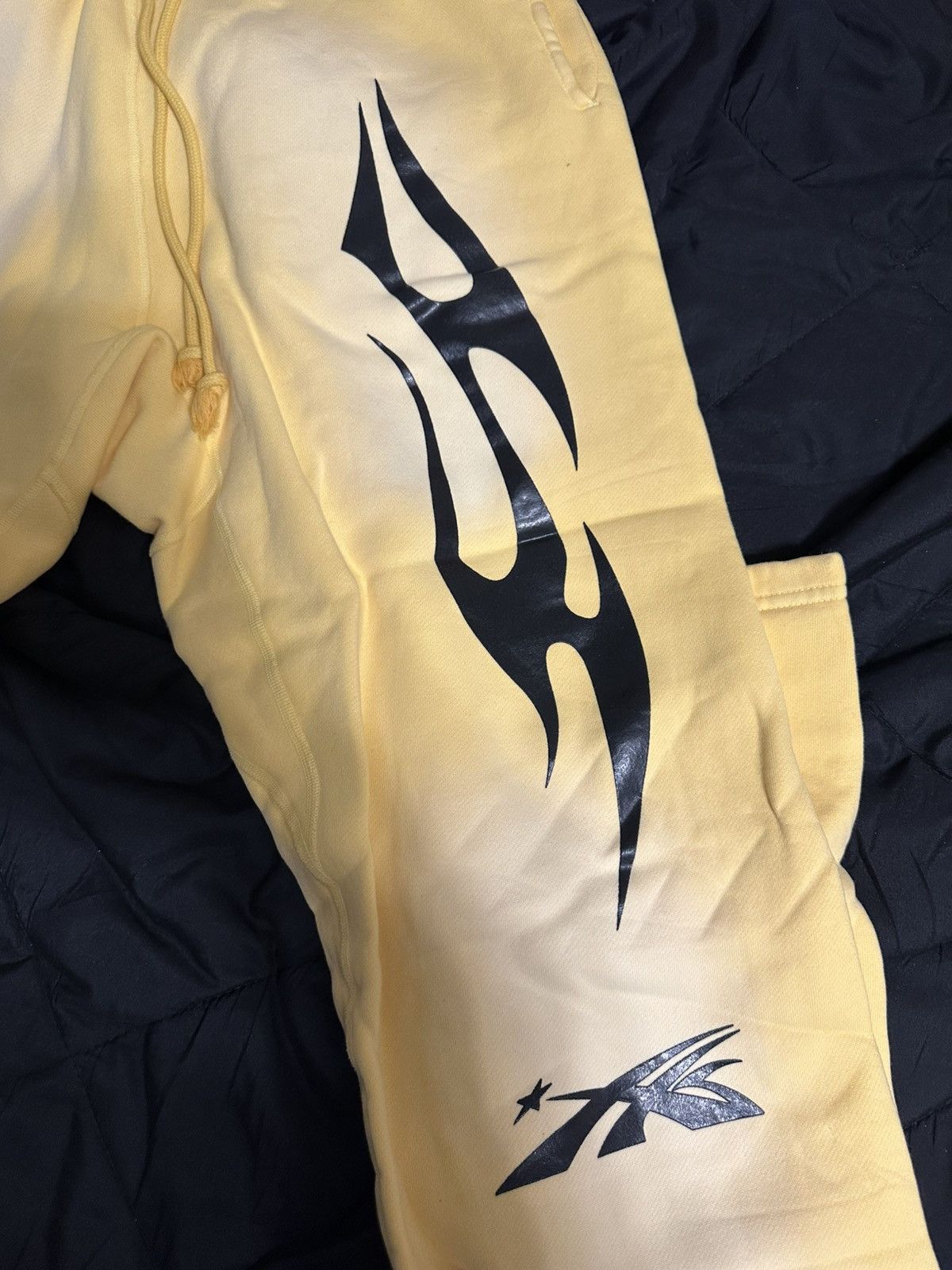 HELLSTAR Hellstar Flare Sports Sweatpants Size US 33 - 2 Thumbnail