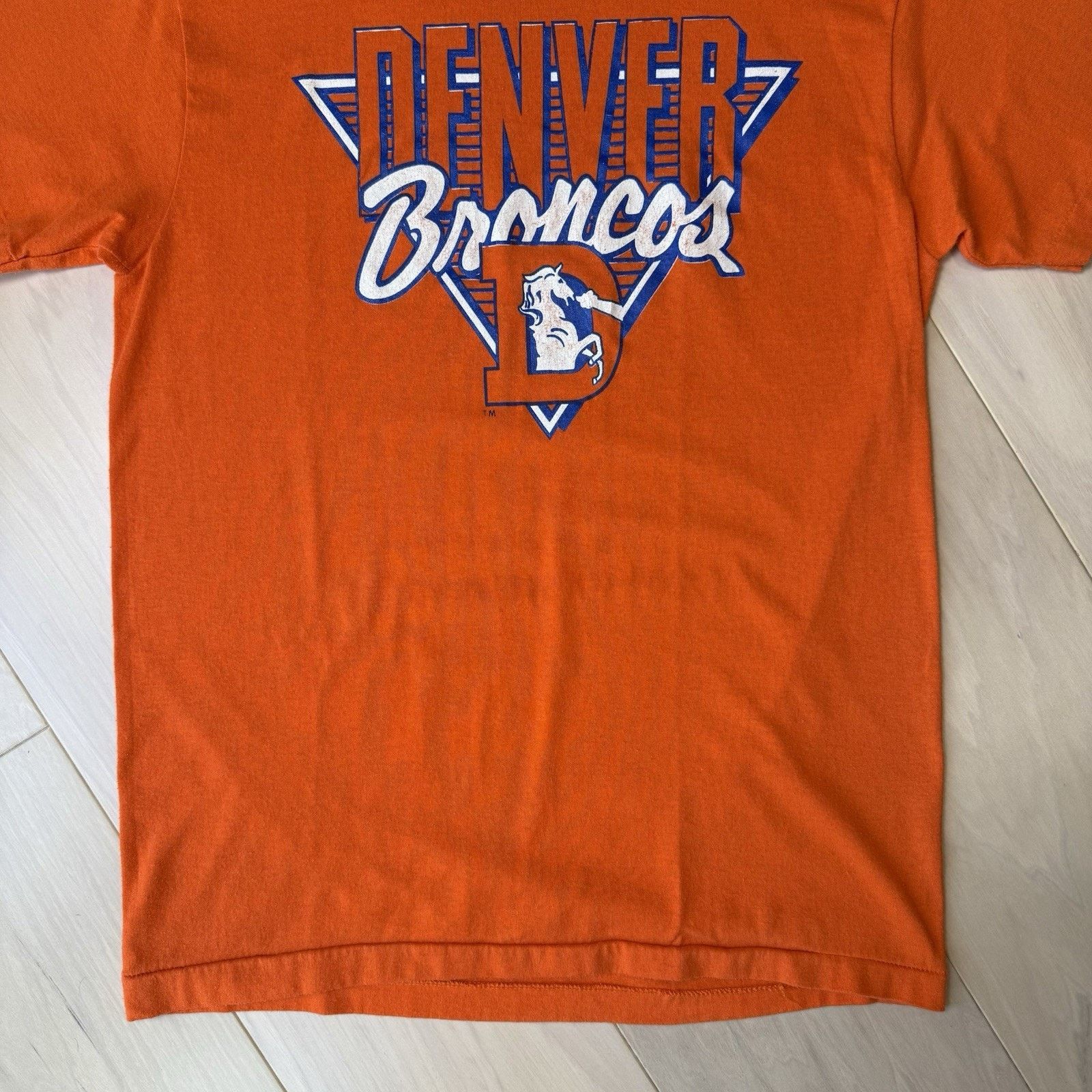Champion Vintage Denver Broncos Shirt Medium Orange 80s Made in USA Size US M / EU 48-50 / 2 - 5 Thumbnail