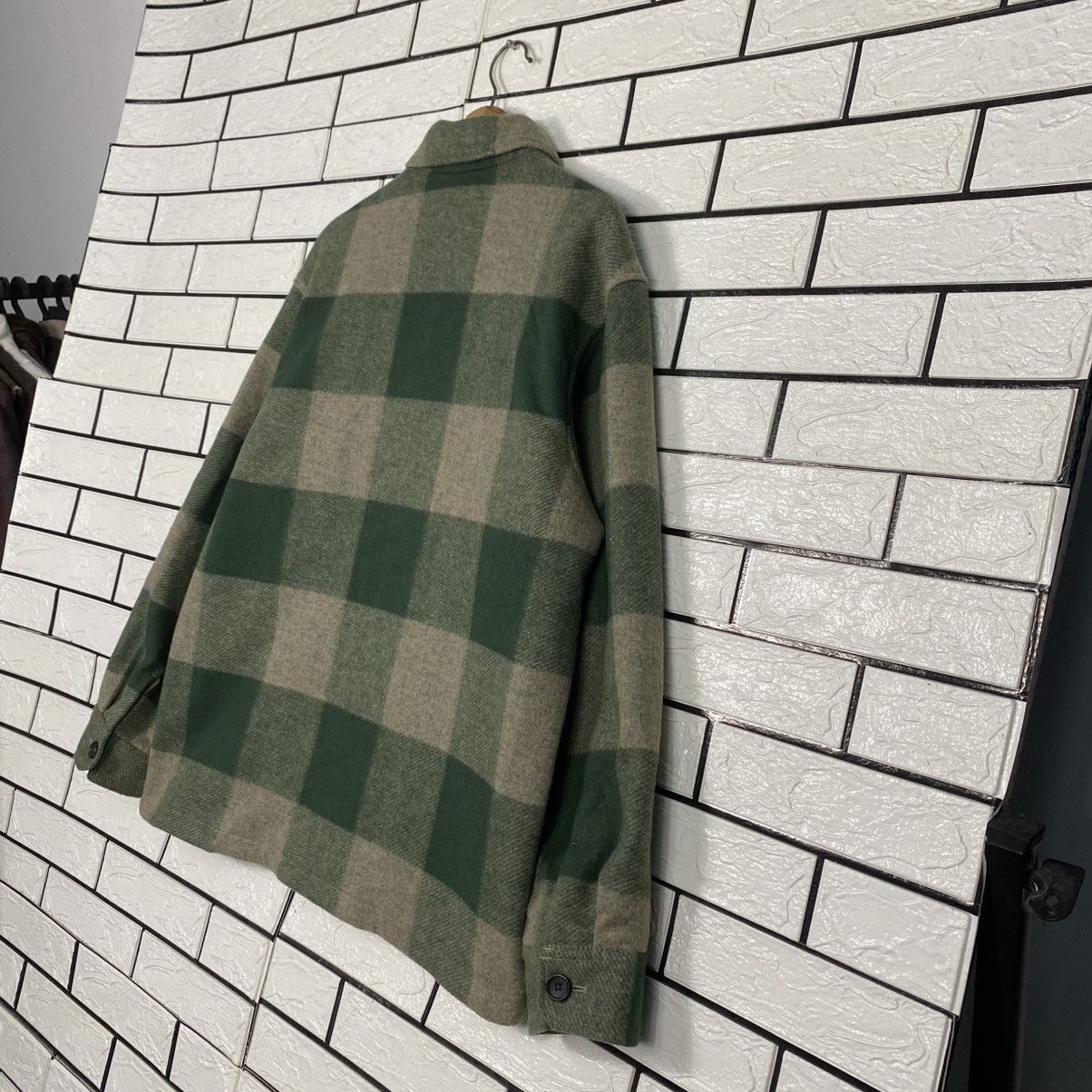 Japanese Brand Vintage Wool Button Jacket Tartan Design Uniqlo Issey Miyake Size US L / EU 52-54 / 3 - 11 Thumbnail