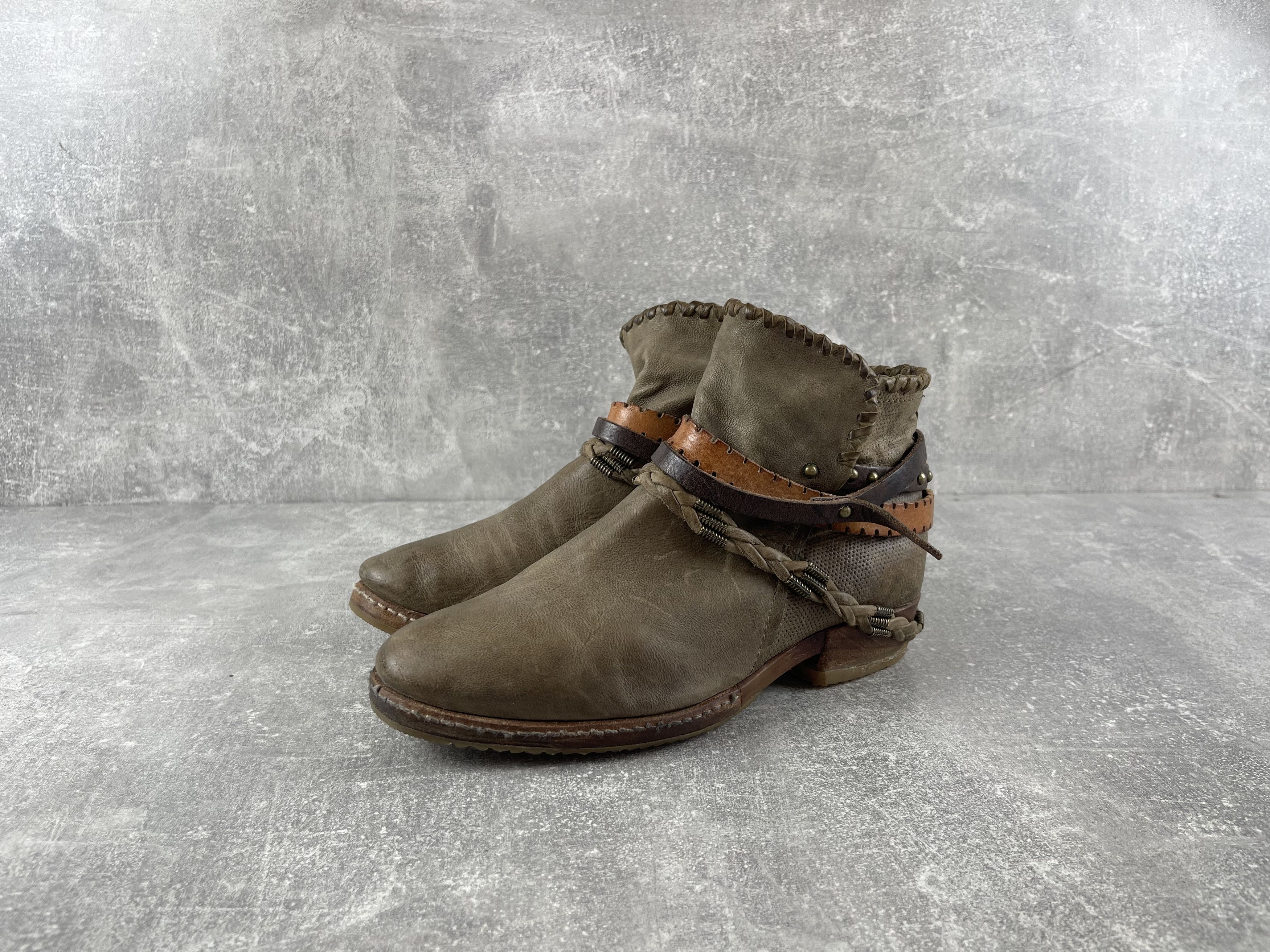 A.S.98 A.S.98 Airstep leather beige avant garde belted boots Size US 6 / IT 36 - 1 Thumbnail