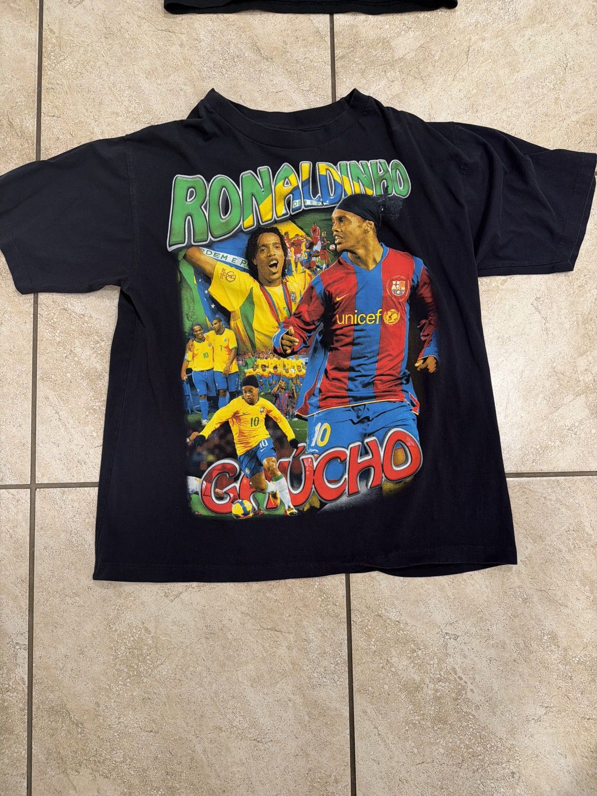 Marino Morwood Marino Morwood Ronaldinho Gaucho Graphic T-Shirt Size XL Size US XL / EU 56 / 4 - 1 Thumbnail