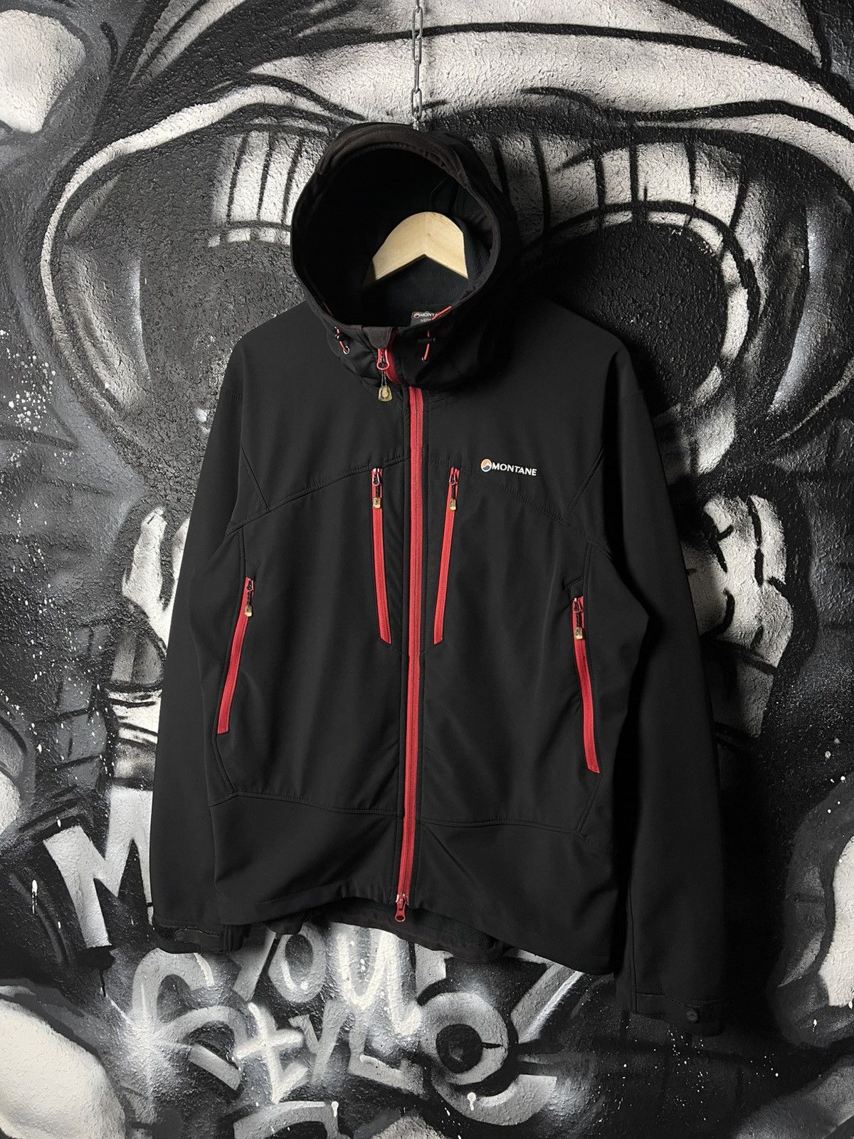 Montane Montane Dyno XT Softshell Black Hiking Jacket Men’s Size M Size US M / EU 48-50 / 2 - 1 Thumbnail