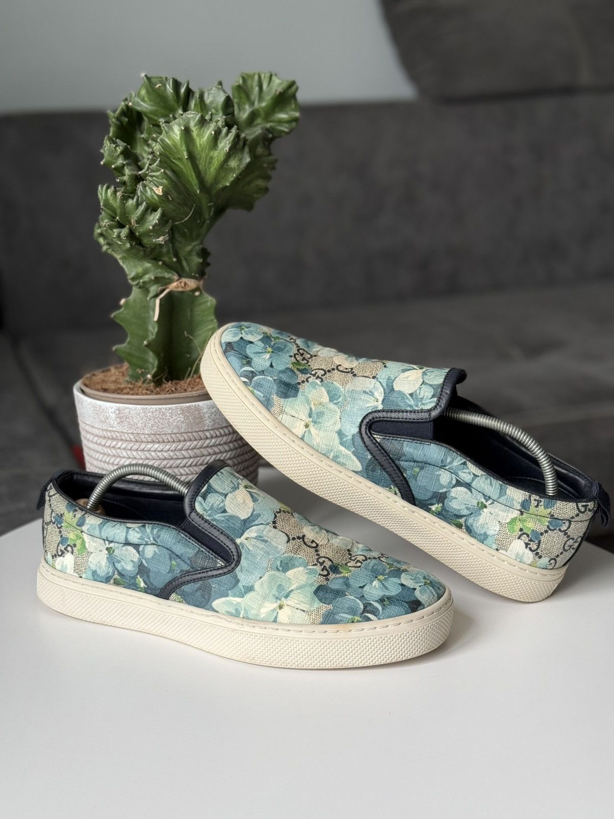 Gucci GG Supreme Canvas Slip-On \'Blue Floral\' size 11 Gucci GG Supreme Monogram Blooms Womens Slip On Sneakers 37  main image 2