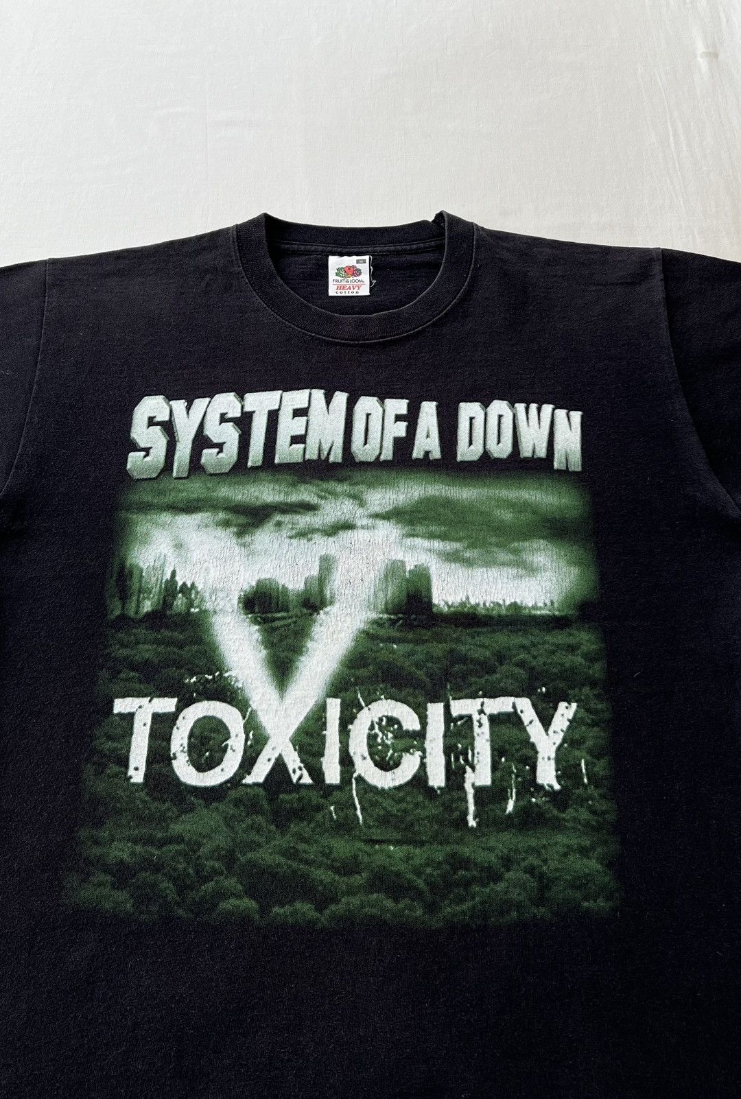 Band Tees Vintage 2000s System of a Down Toxicity Black T-shirt Size US M / EU 48-50 / 2 - 4 Thumbnail