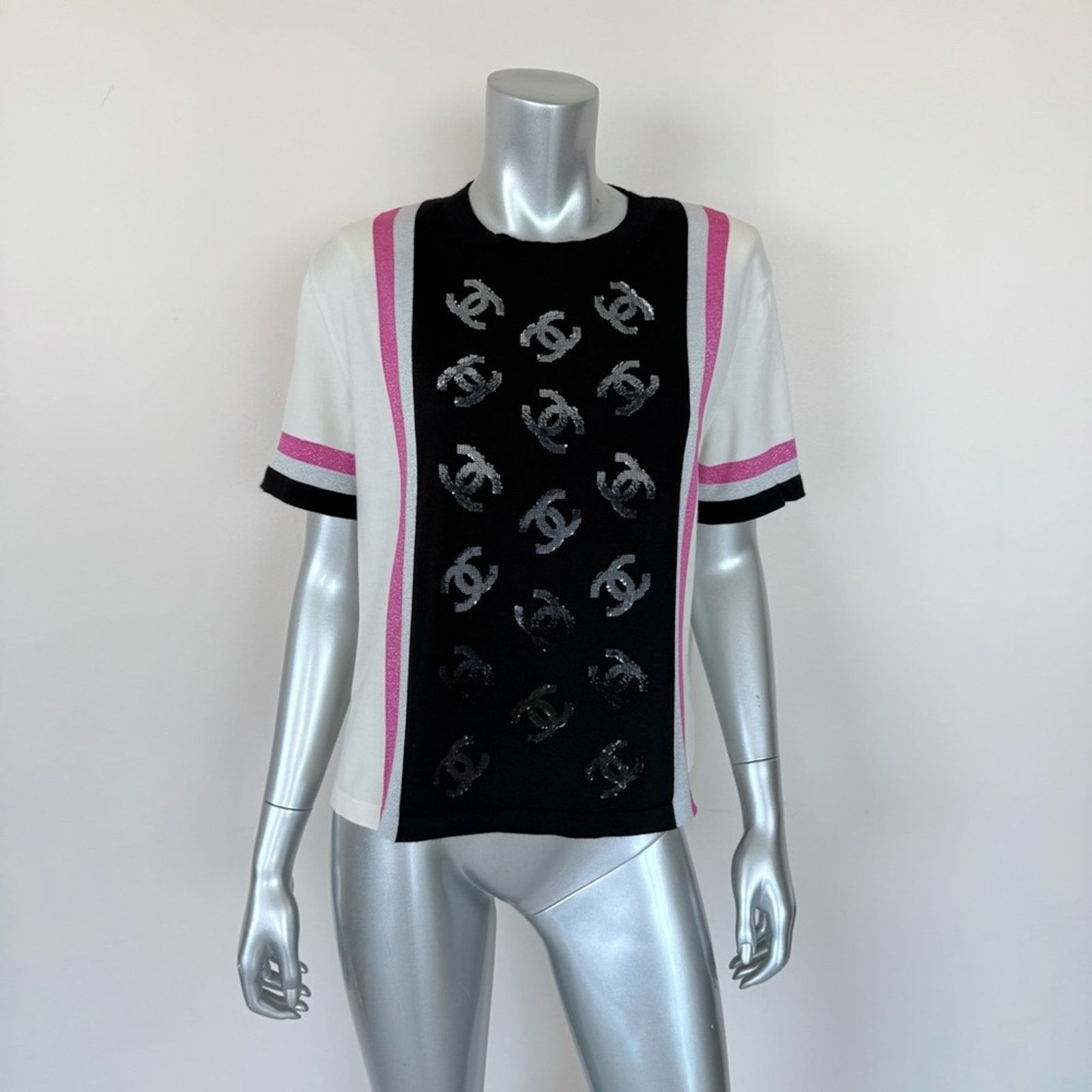 Chanel CHANEL CC women wool top size 50FR or 10US Authentic 3900$ Size L / US 10 / IT 46 - 1 Thumbnail